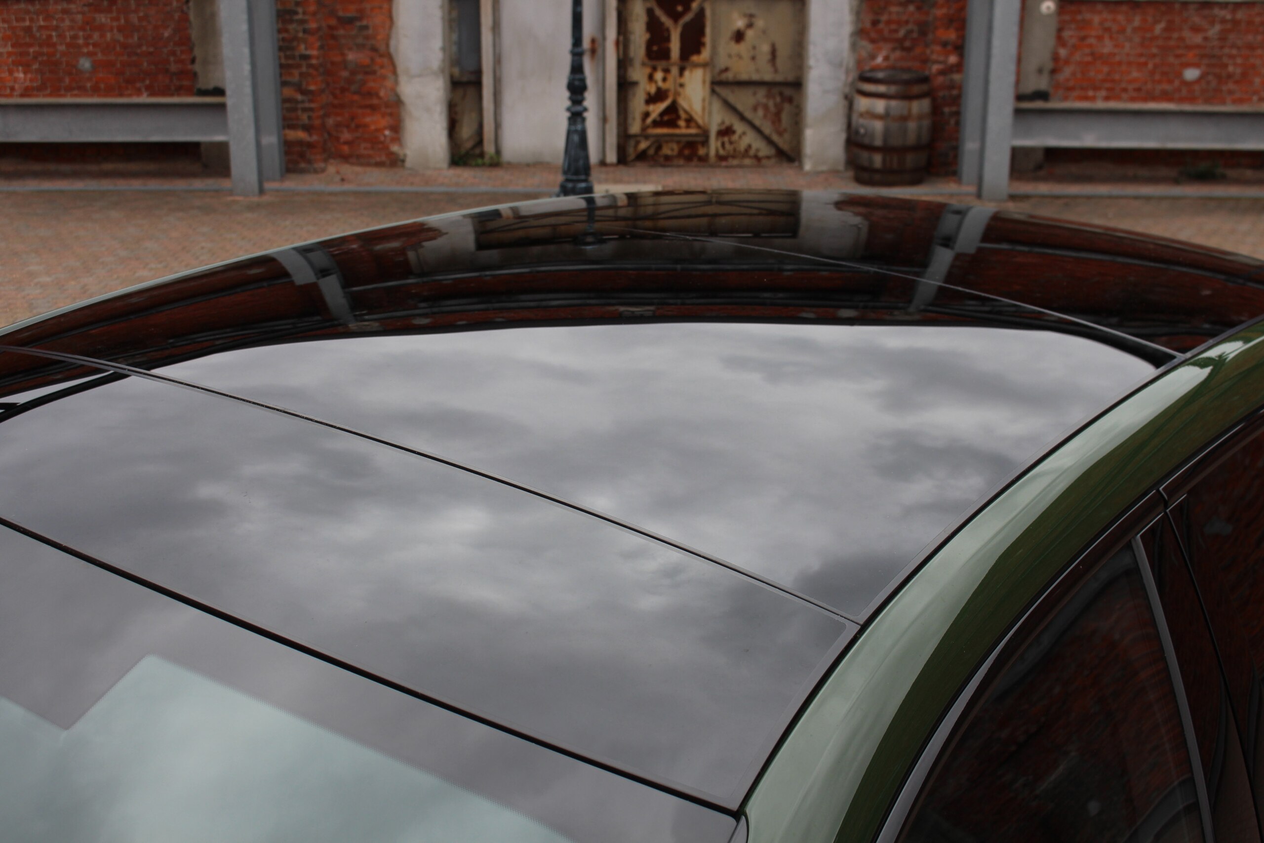 2022 Bentley Flying Spur — Photo 8 / 18