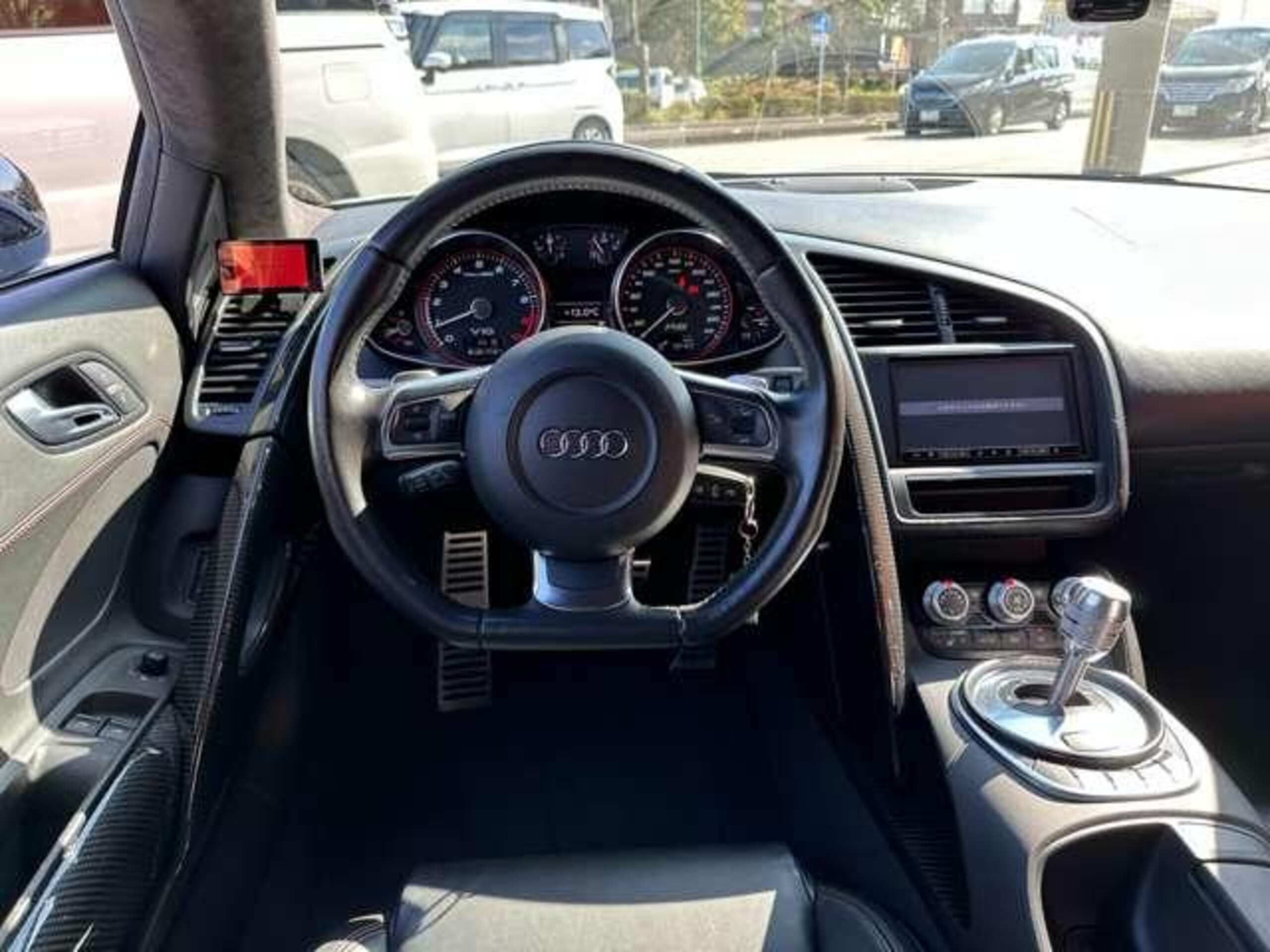 2012 Audi R8 5.2 FSI Quattro — Photo 11 / 24
