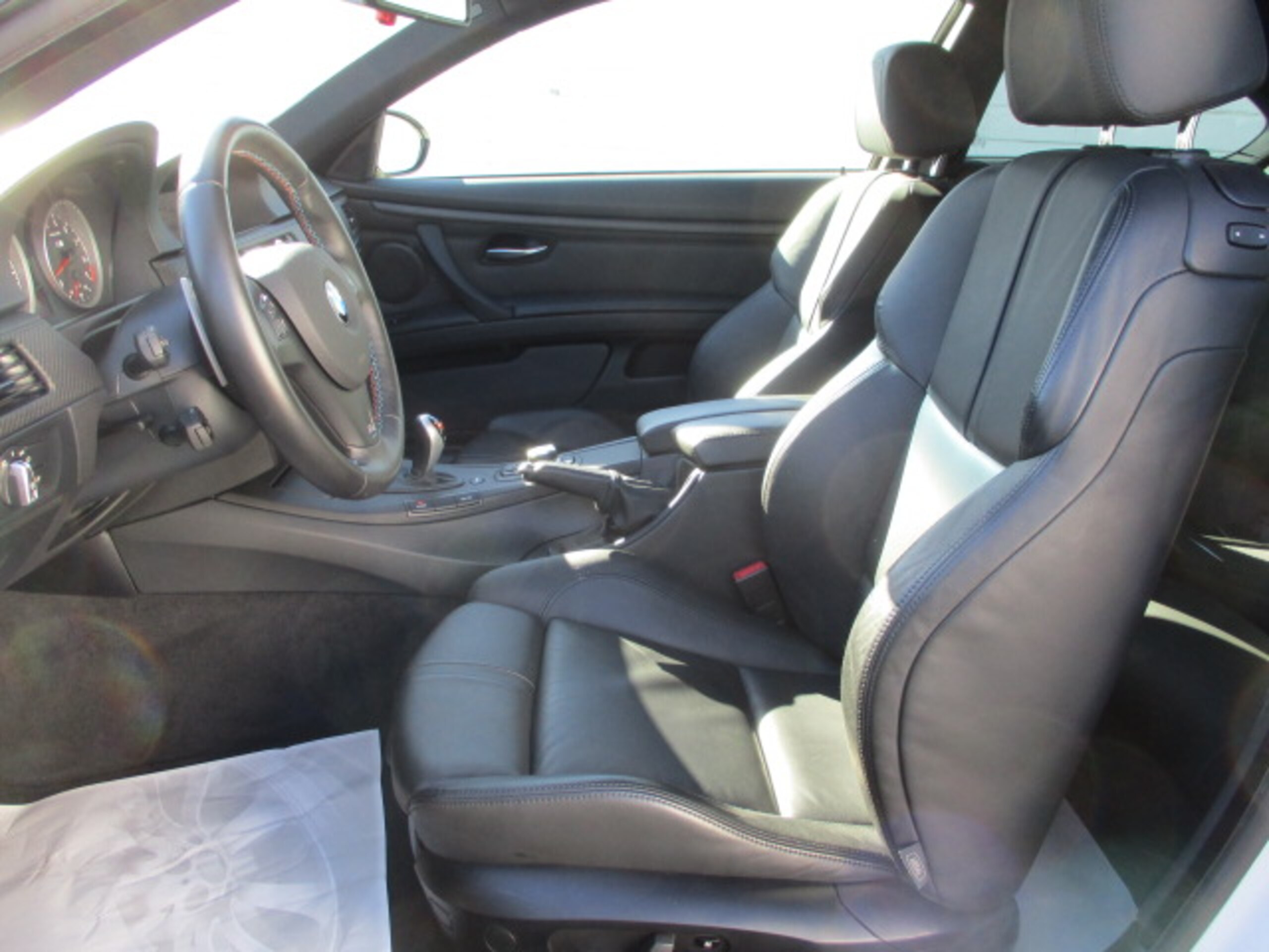 2010 BMW M3 Coupe — Photo 15 / 36