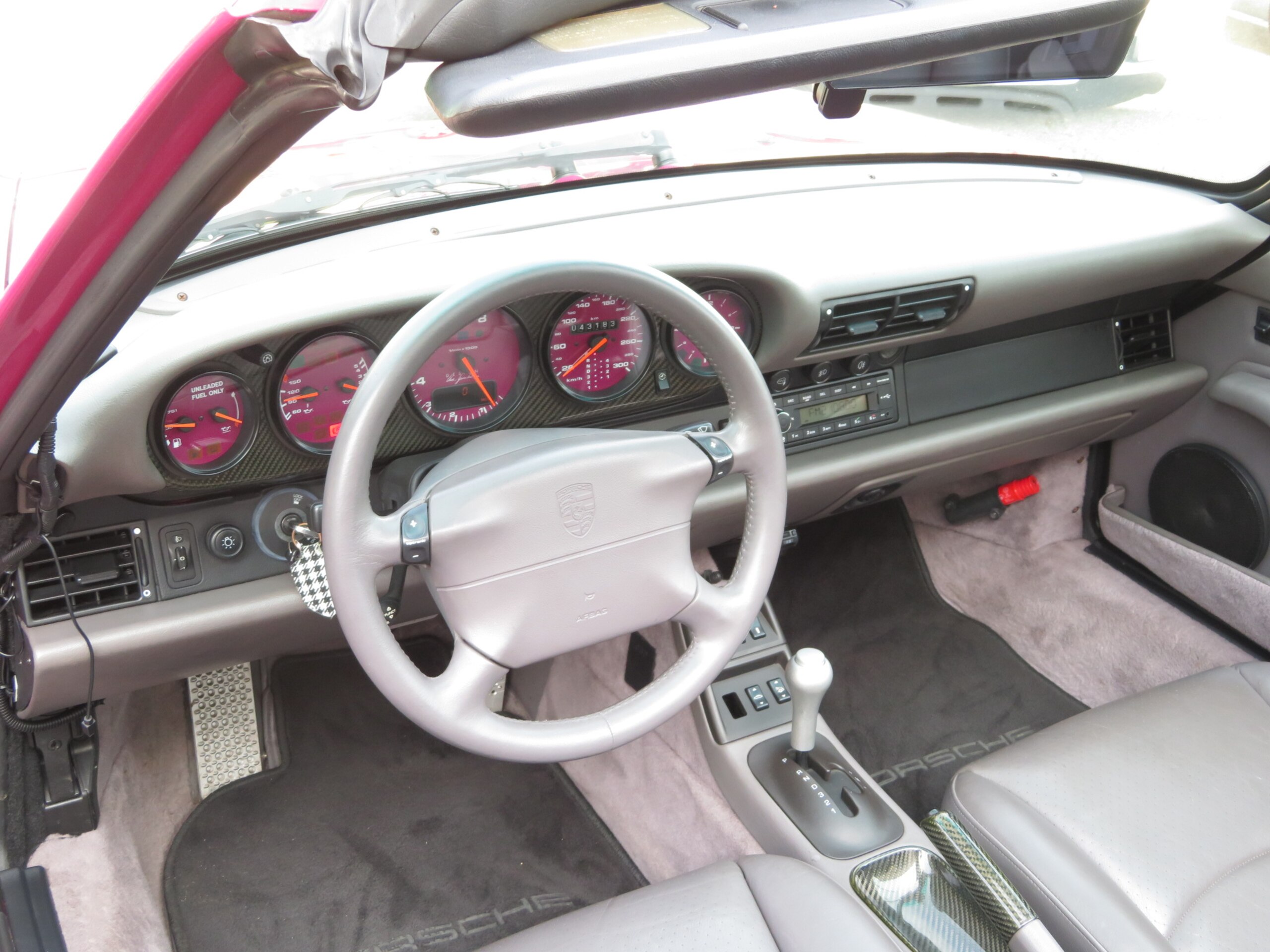 1995 Porsche 911 Cabriolet — Photo 9 / 21