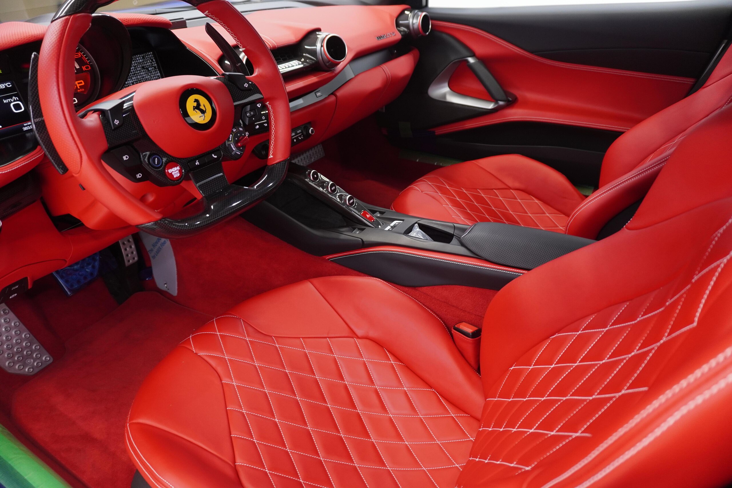 2021 Ferrari 812GTS — Photo 9 / 22