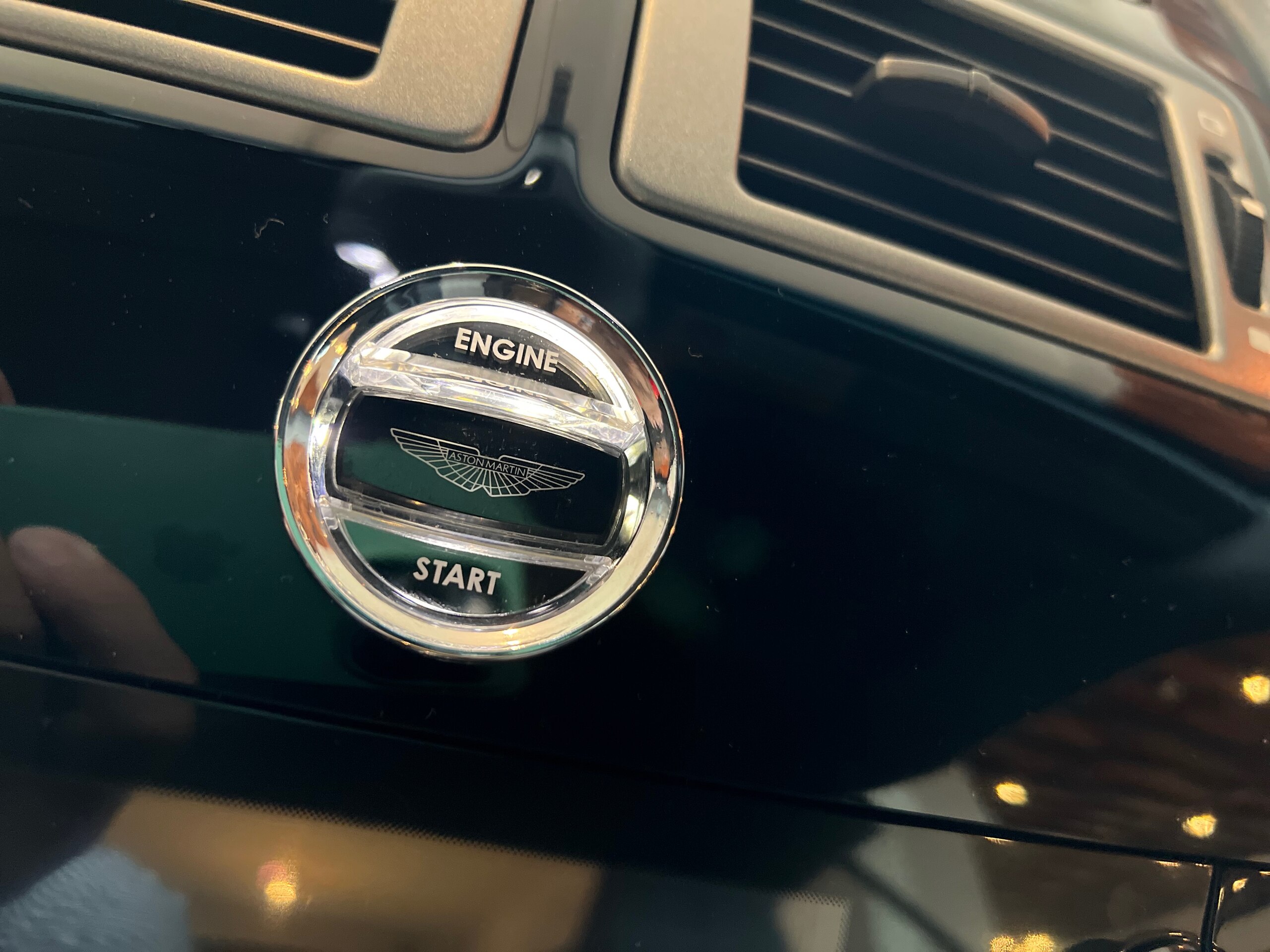 2008 Aston Martin DBS — Photo 8 / 8