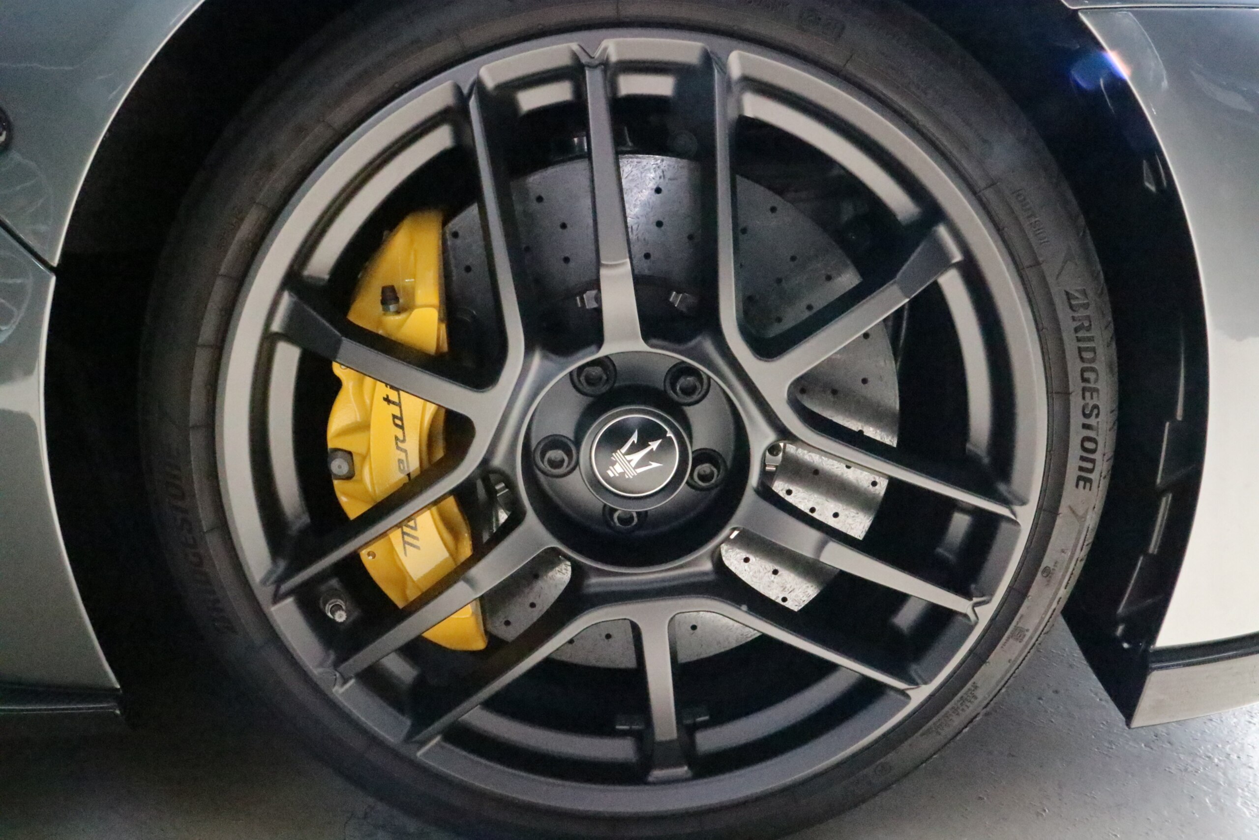 2022 Maserati MC20 — Photo 17 / 32