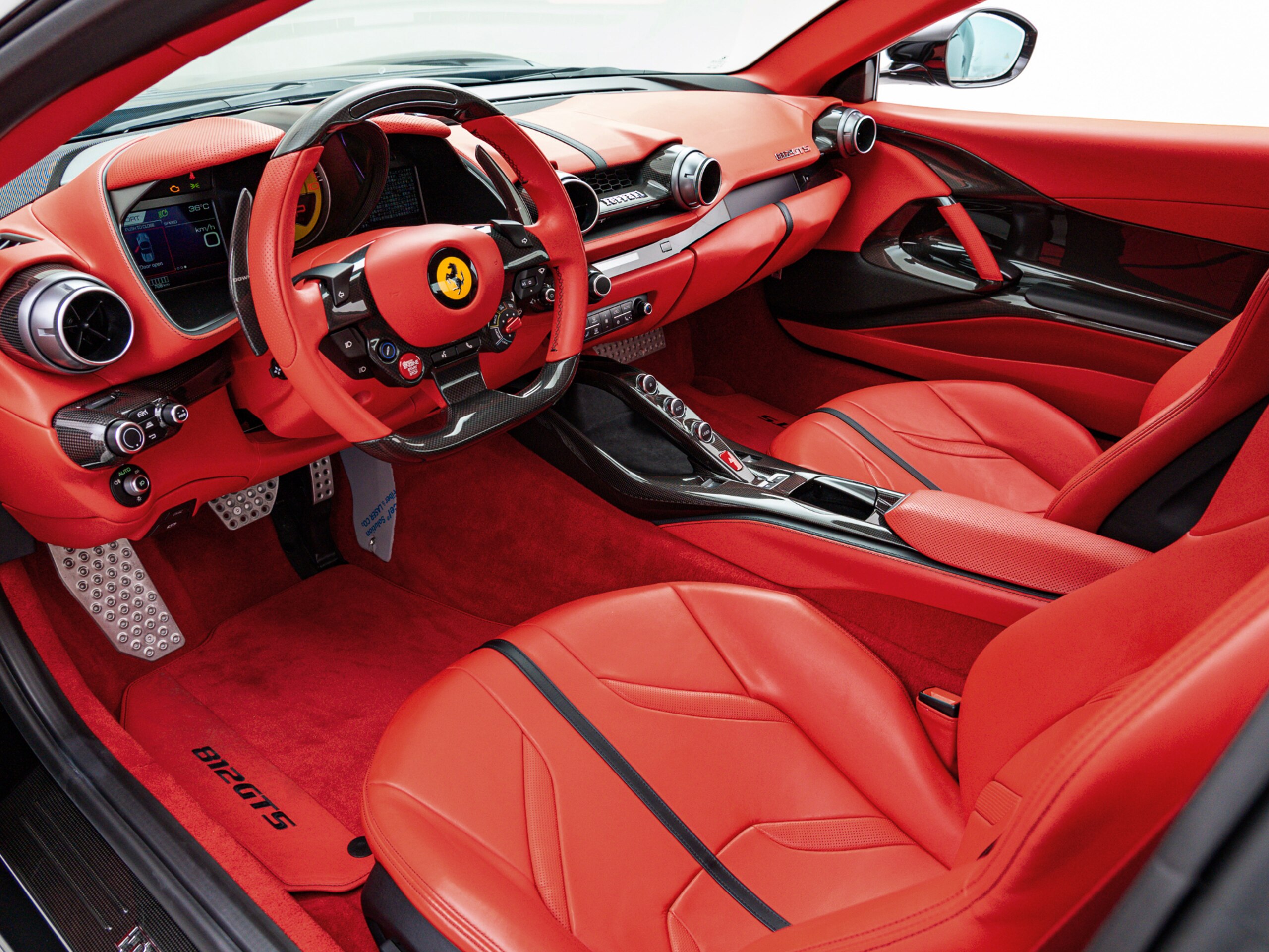 2022 Ferrari 812GTS — Photo 6 / 20