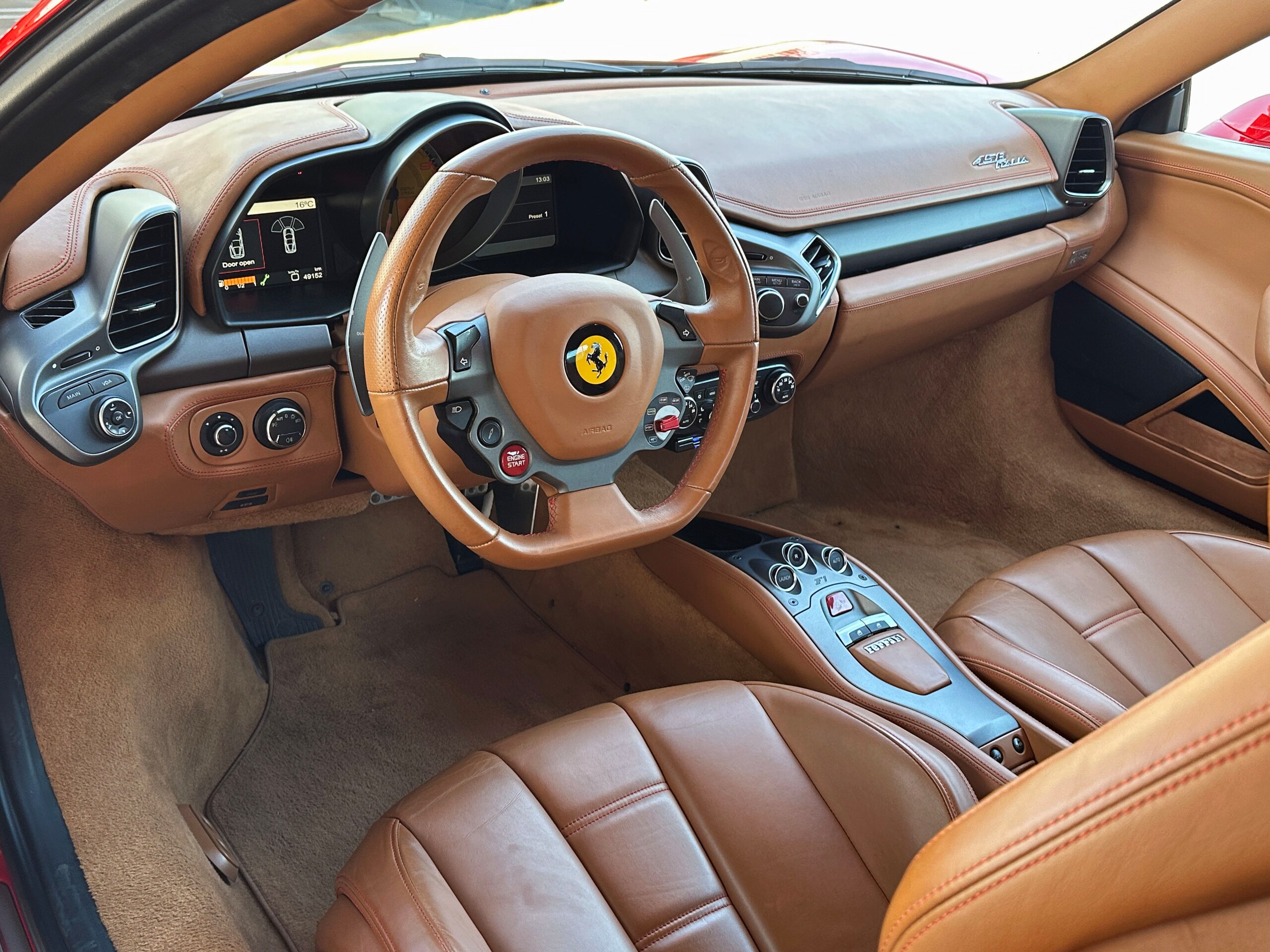 2012 Ferrari 458 Italia F1 DCT — Photo 6 / 17