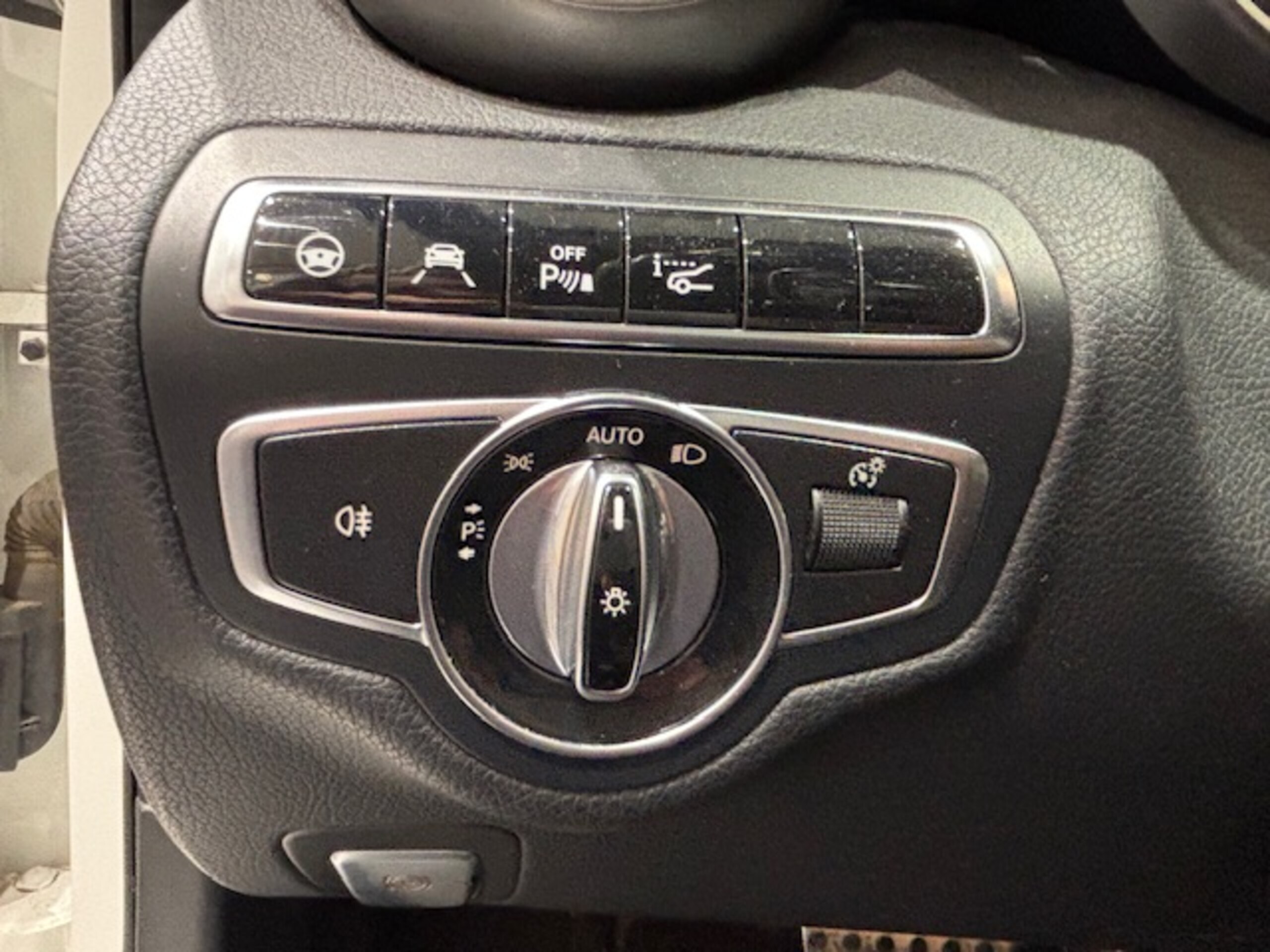 2016 Mercedes Benz C450 AMG 4Matic — Photo 10 / 24