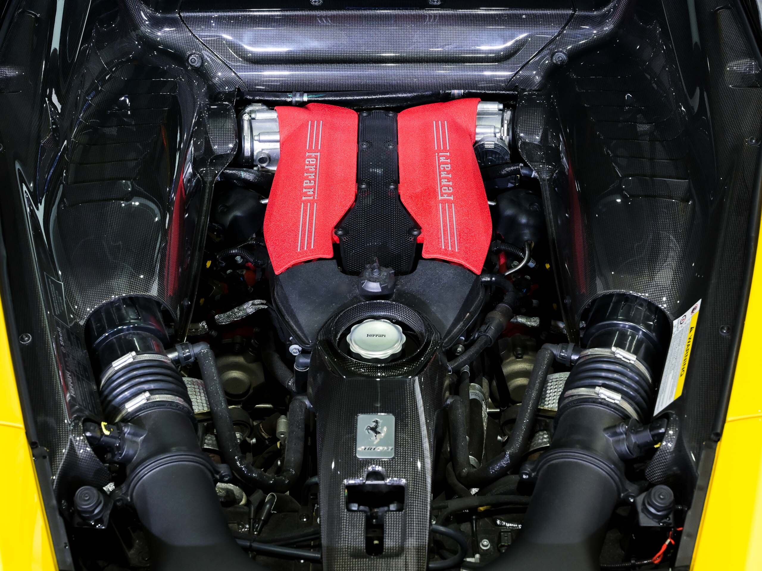 2017 Ferrari 488GTB — Photo 14 / 15