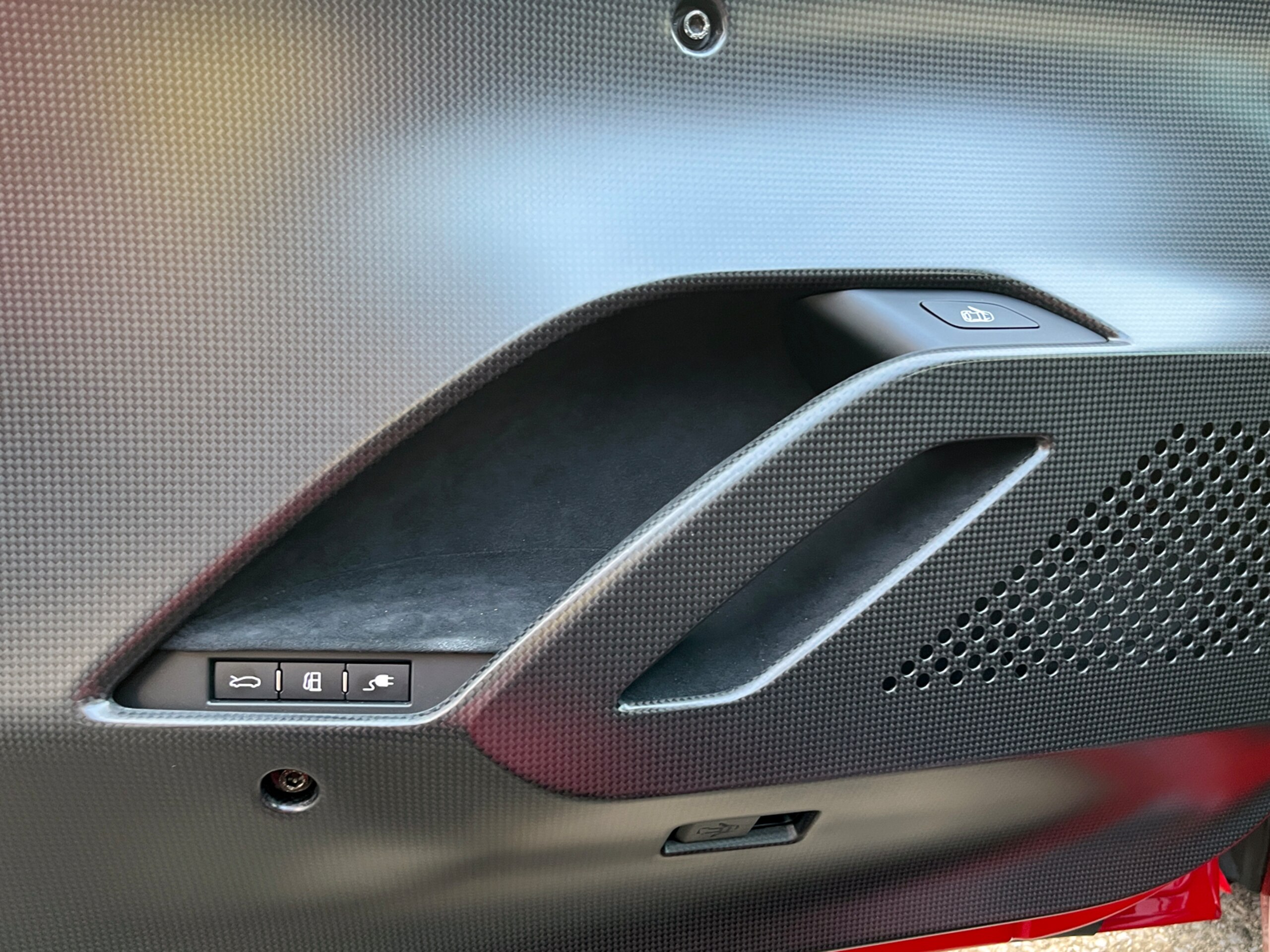 2026 Ferrari 296 Speciale — Photo 18 / 28