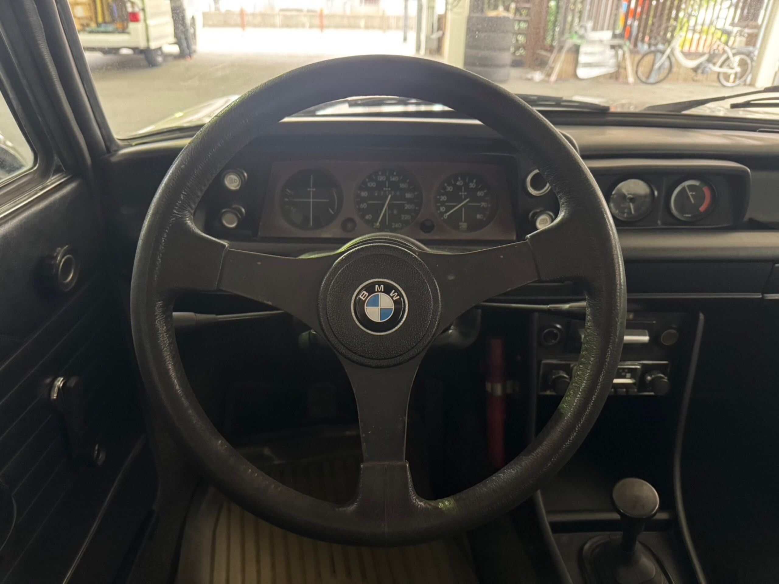 1975 BMW 2002 Turbo — Photo 9 / 19