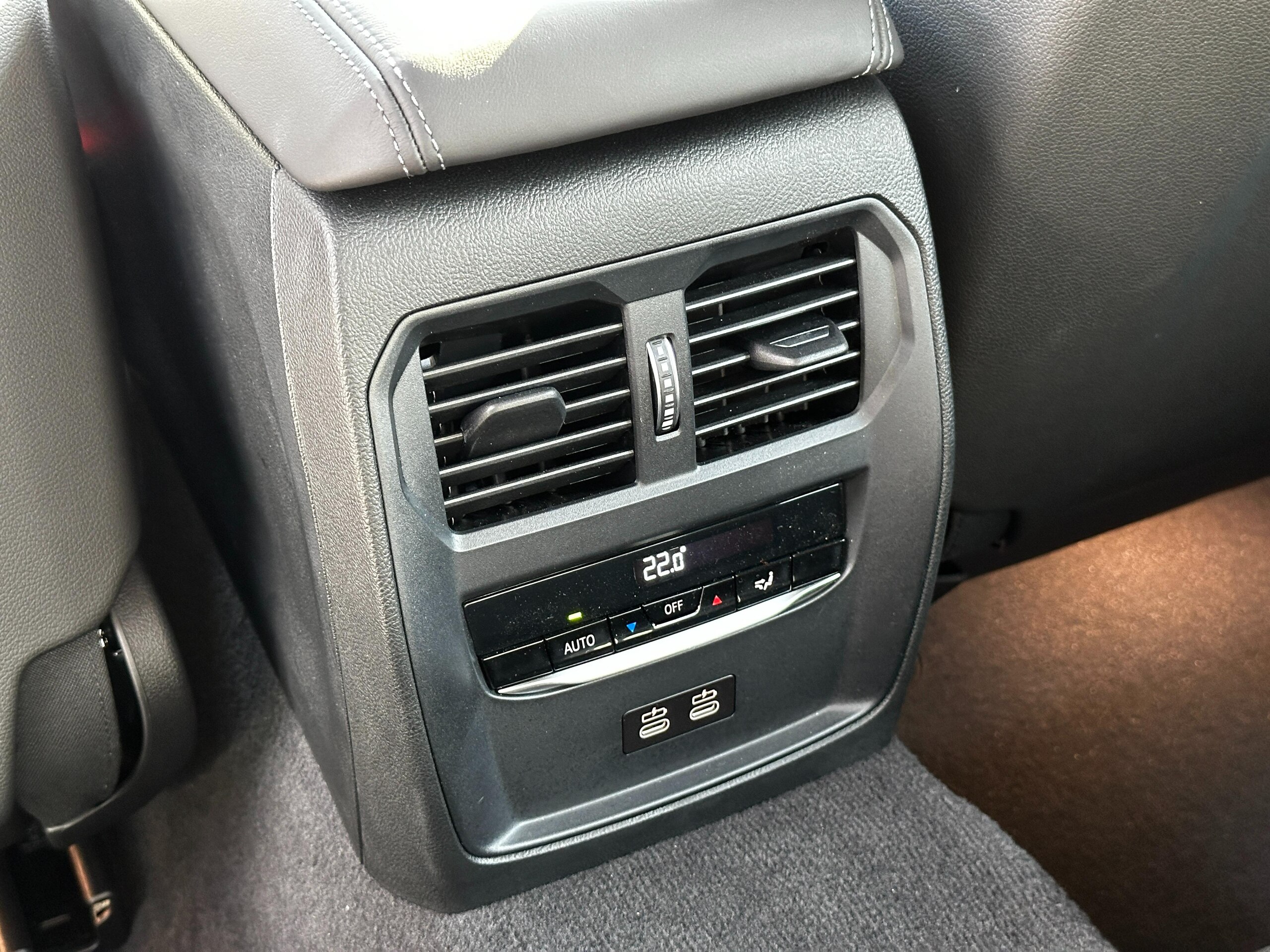 2021 BMW M4 — Photo 35 / 40