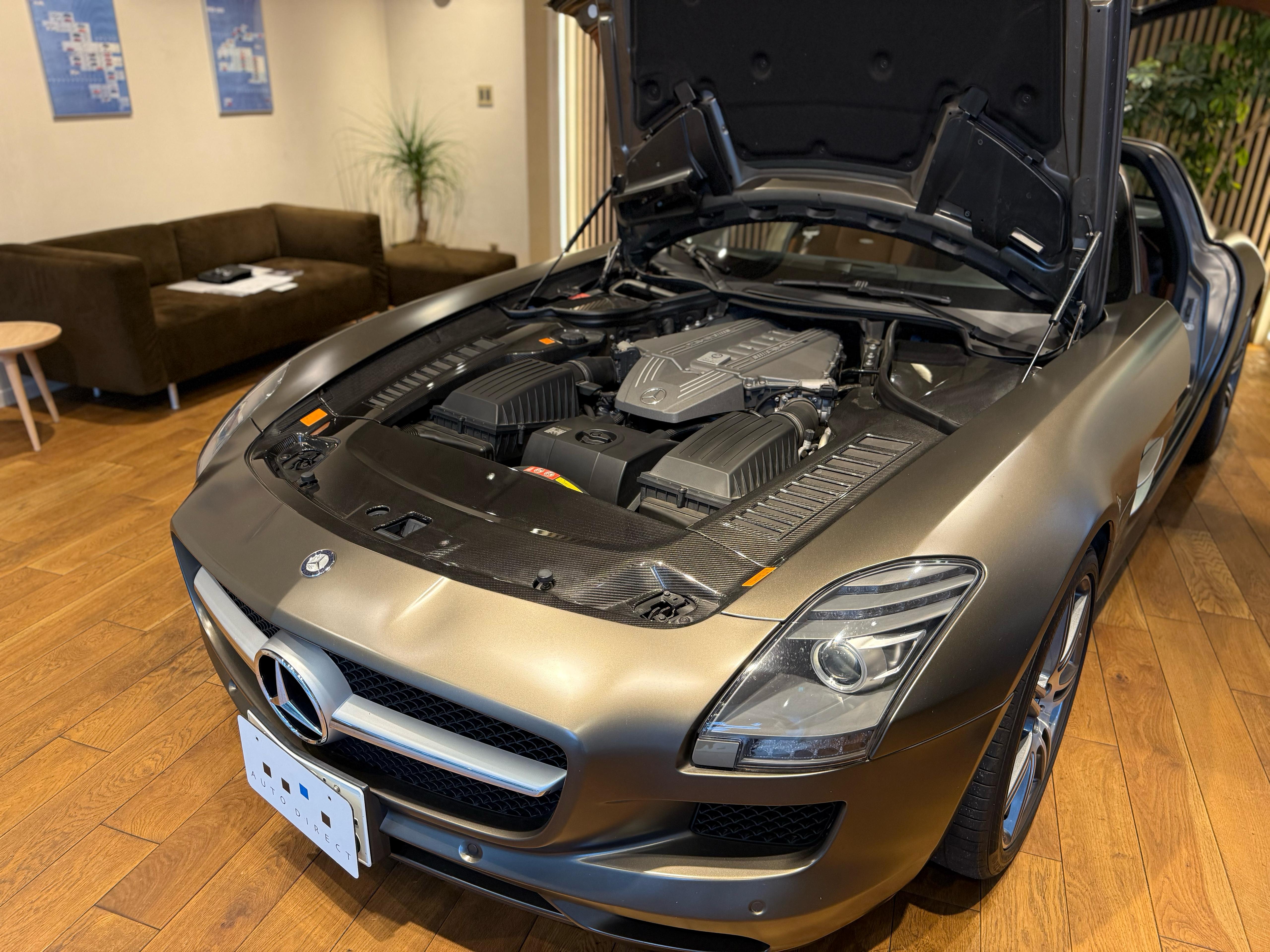 2011 Mercedes Benz SLS AMG — Photo 15 / 17