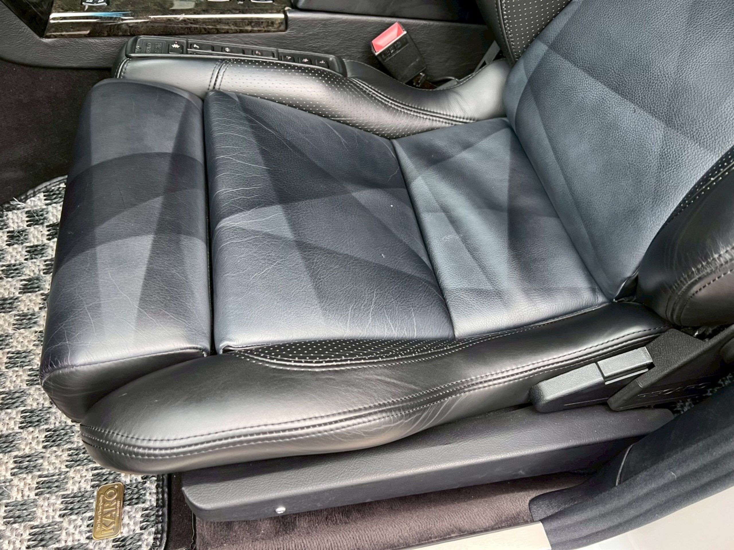 1995 Mercedes Benz E60 AMG — Photo 42 / 74