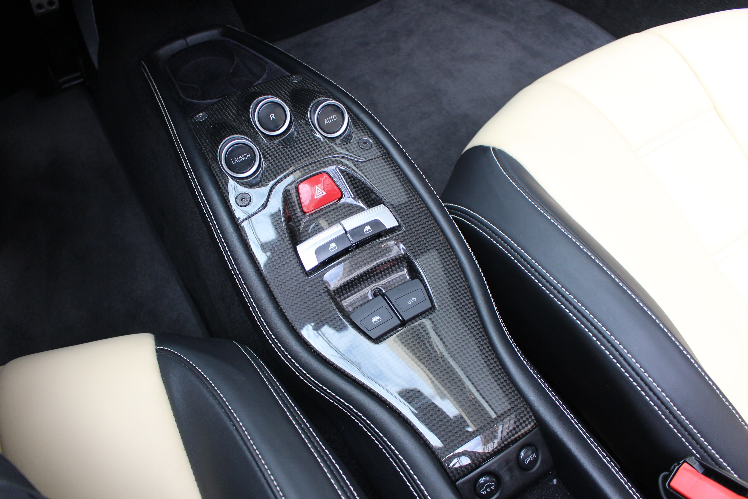 2013 Ferrari 458 Spider — Photo 8 / 26