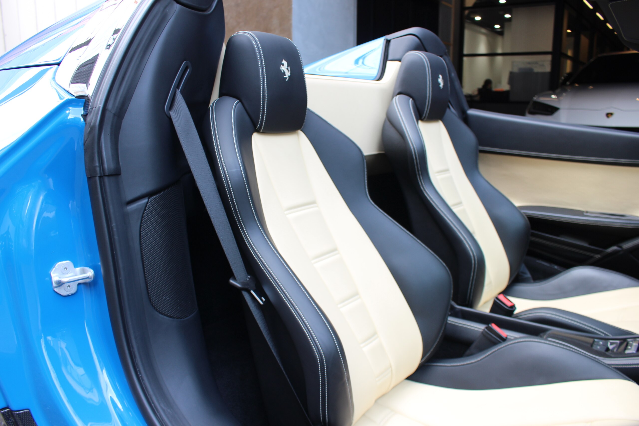 2013 Ferrari 458 Spider — Photo 17 / 26