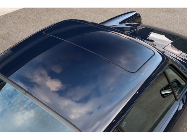1991 Porsche 911 Carrera 2 — Photo 20 / 23