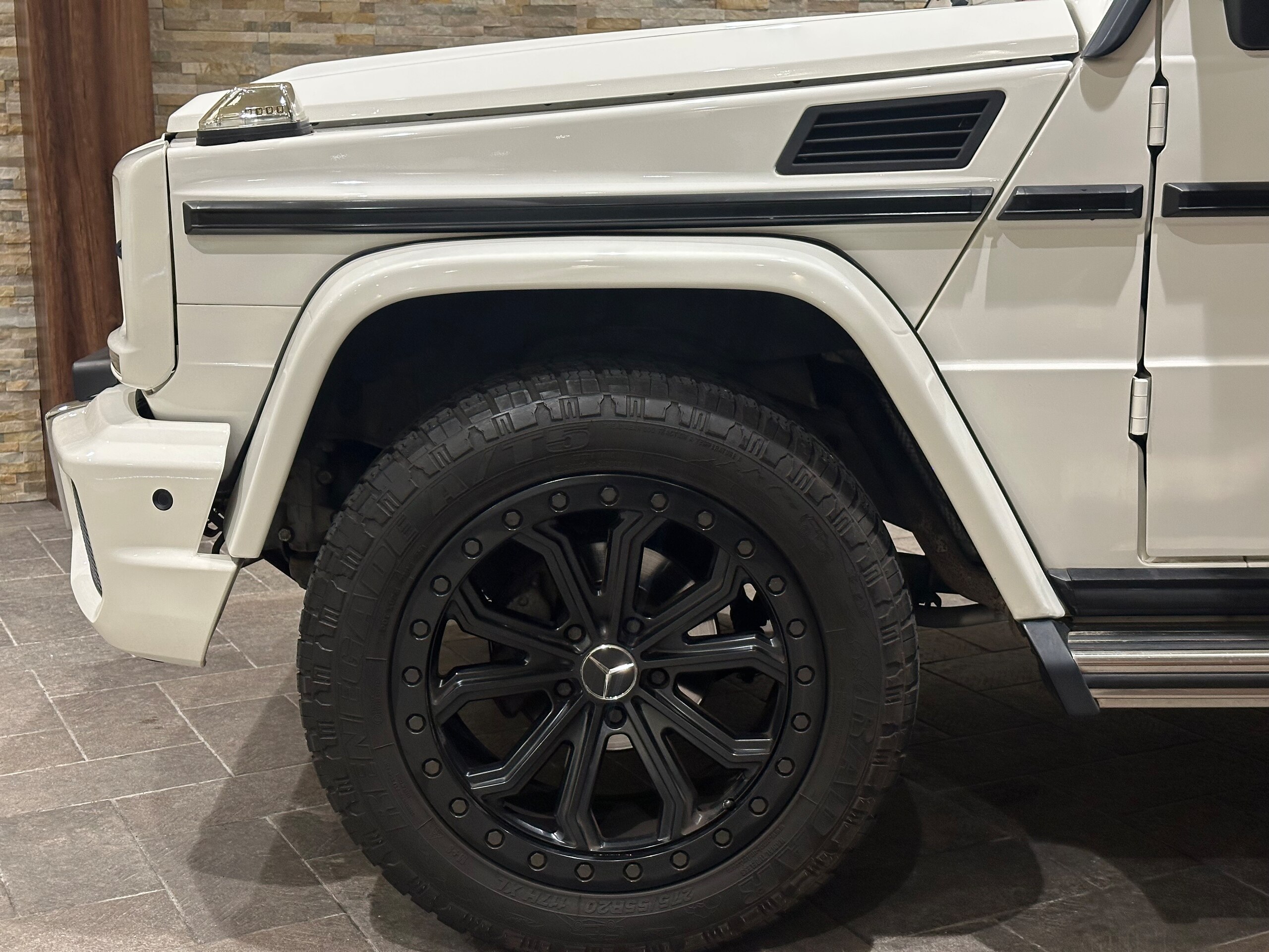 2003 Mercedes Benz G320 — Photo 19 / 21