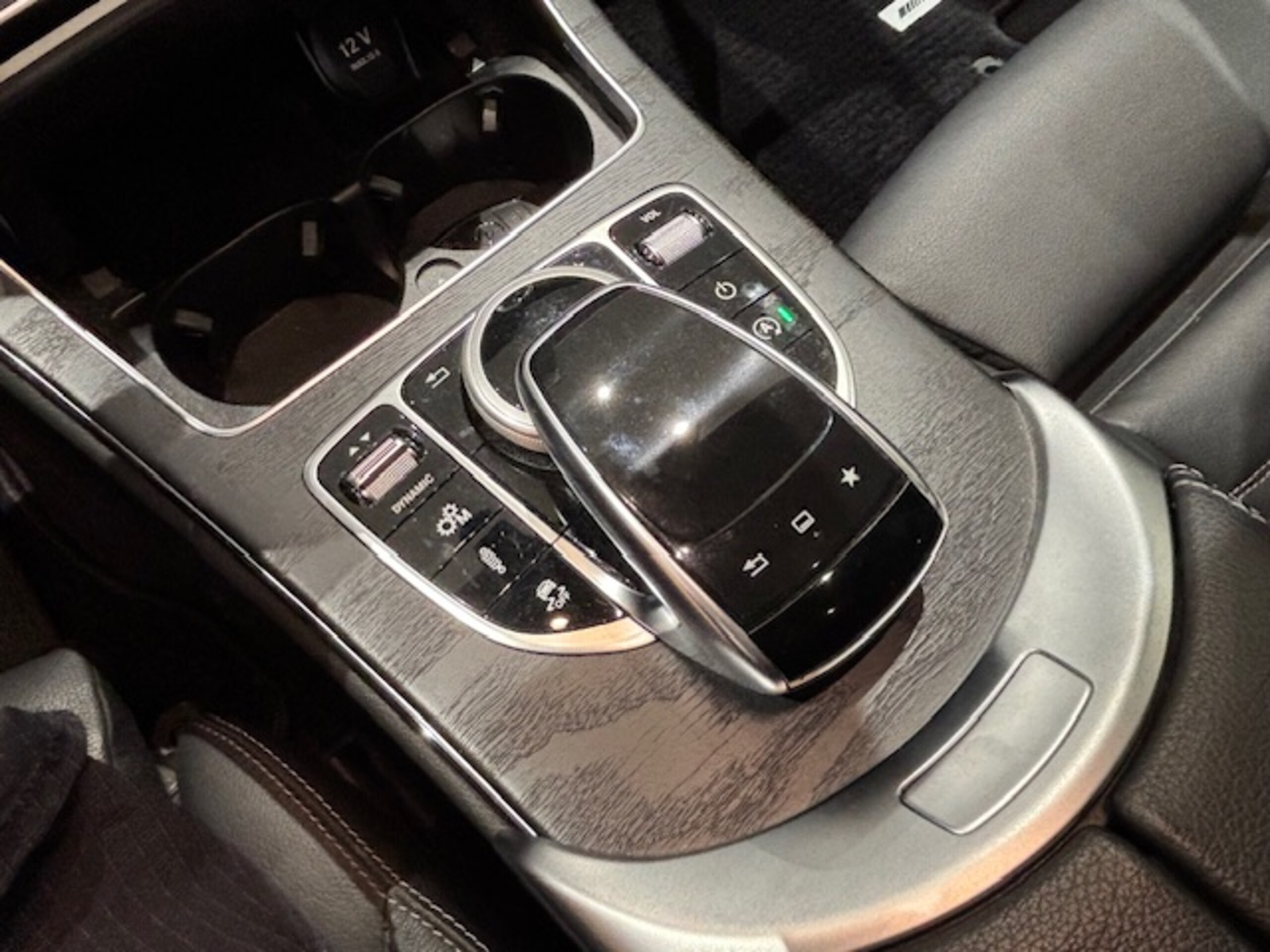 2016 Mercedes Benz C450 AMG 4Matic — Photo 14 / 24
