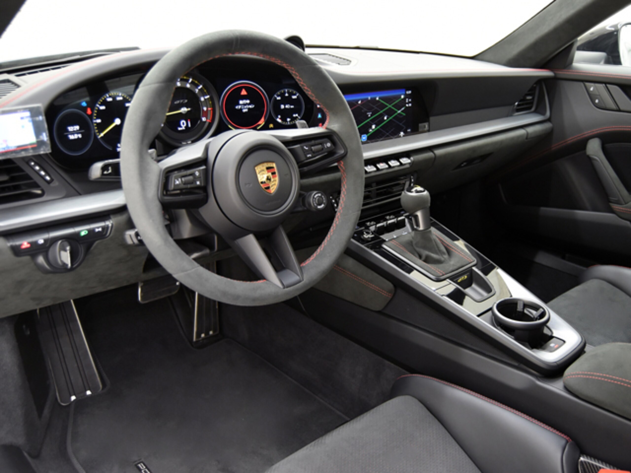 2023 Porsche 911 GT3 — Photo 6 / 16