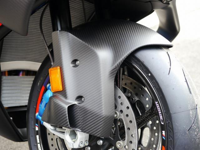 2025 BMW M1000RR M Competition — Photo 6 / 8