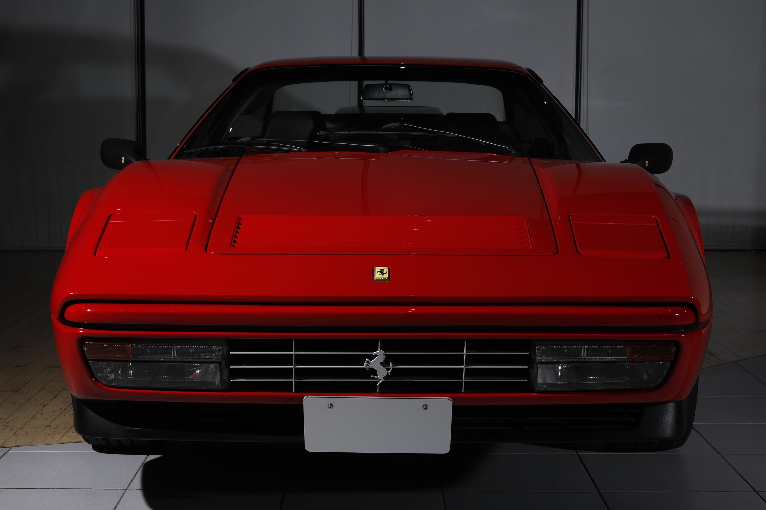 1989 Ferrari 208 GTB Turbo ZFFZA27B000080031 for sale in Japan