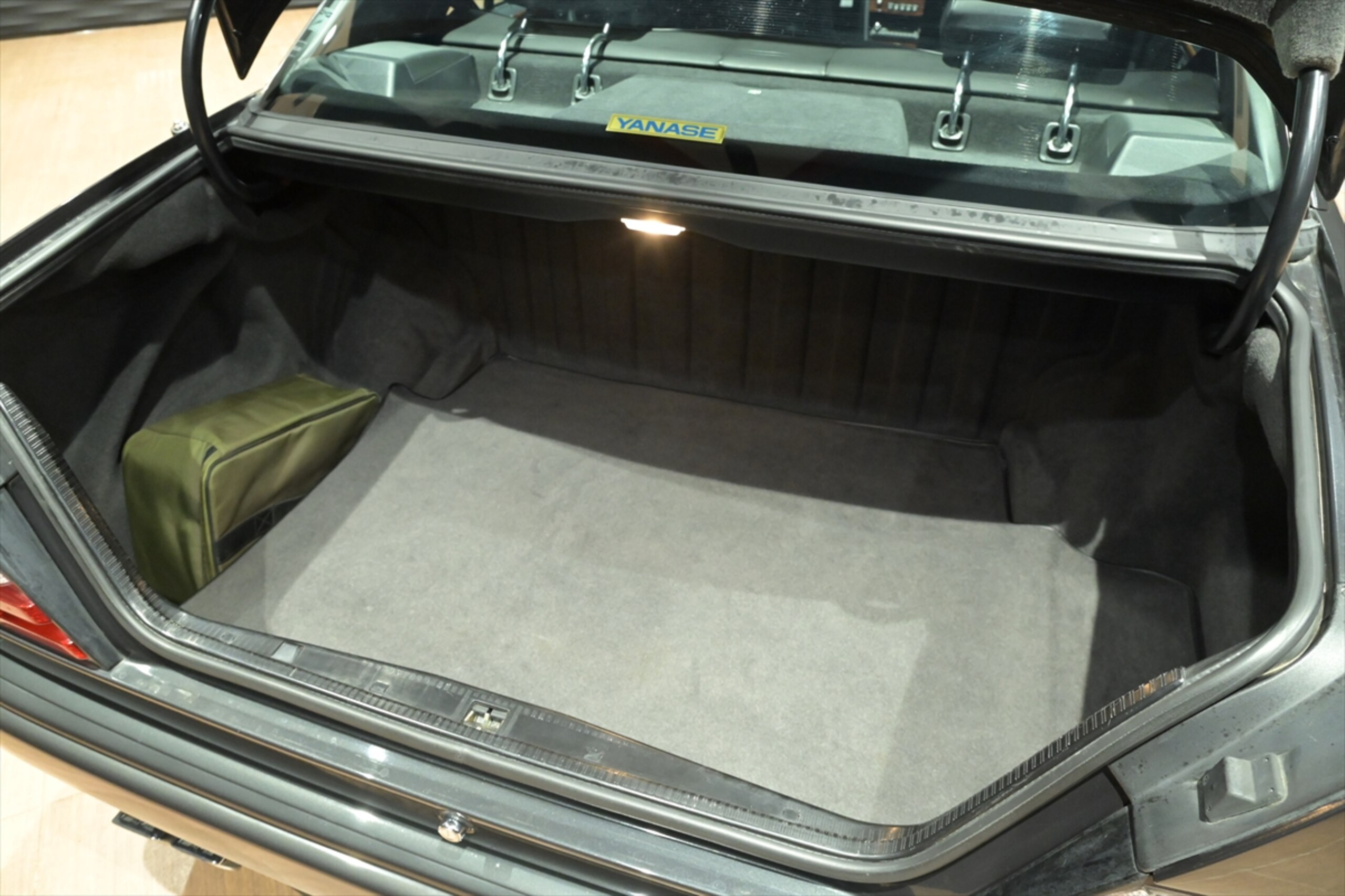 1993 Mercedes Benz 500E 6.0 AMG — Photo 23 / 23