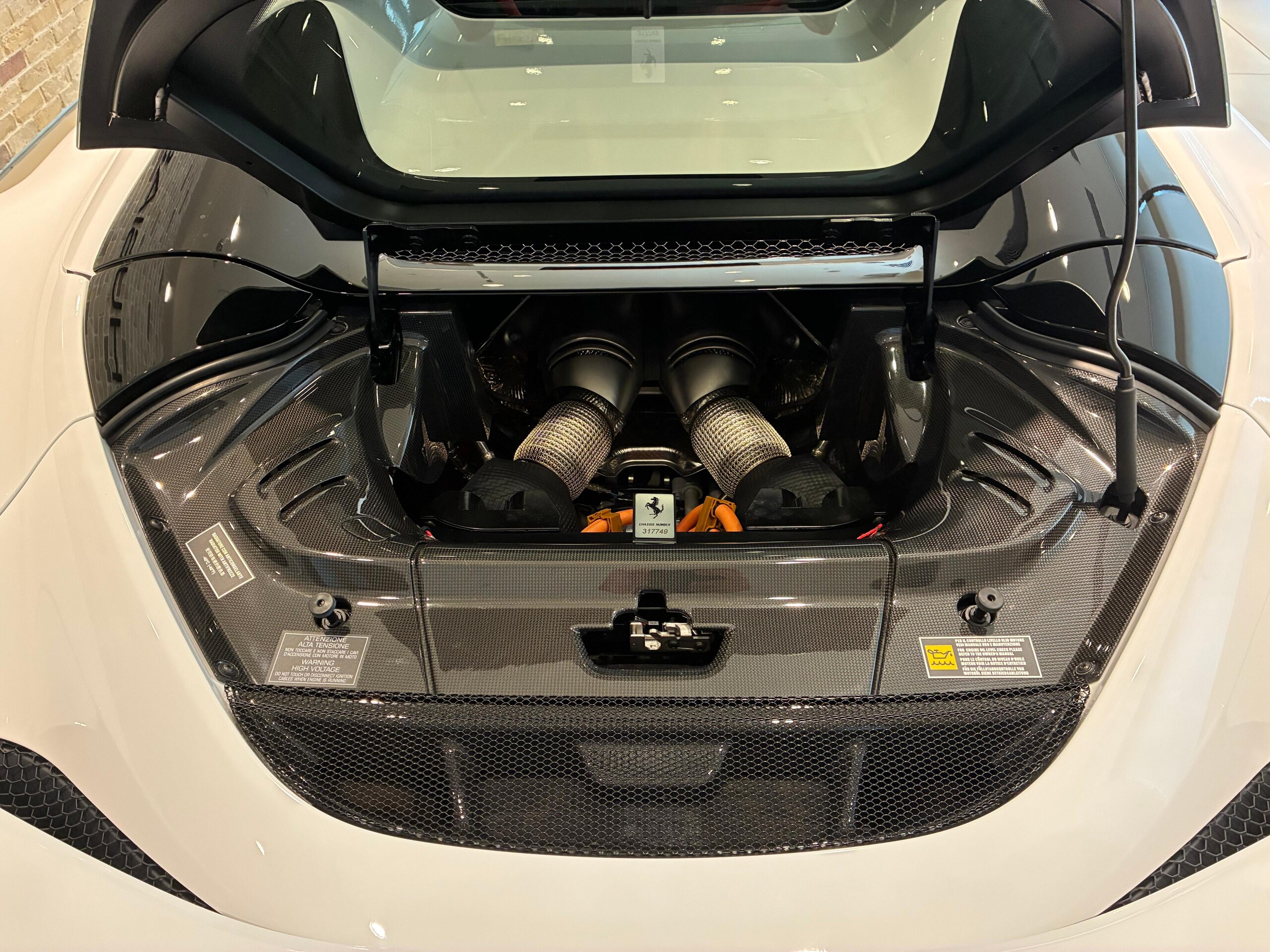 2025 Ferrari 296GTS — Photo 74 / 76