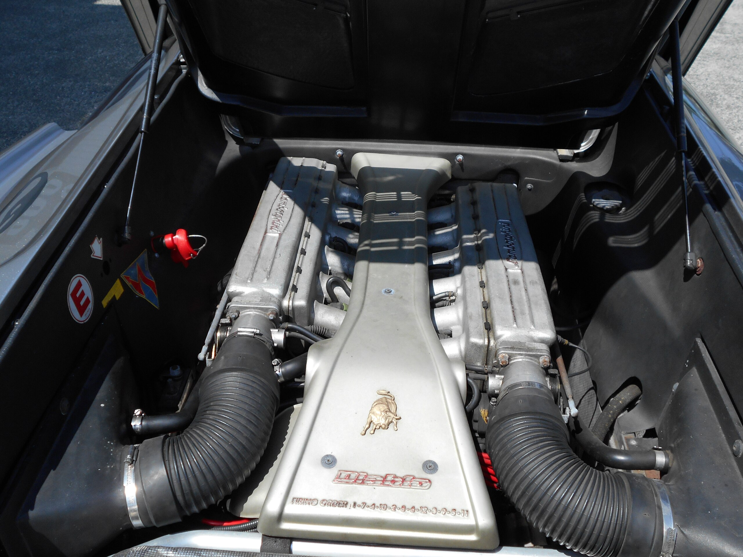 1995 Lamborghini Diablo — Photo 12 / 12