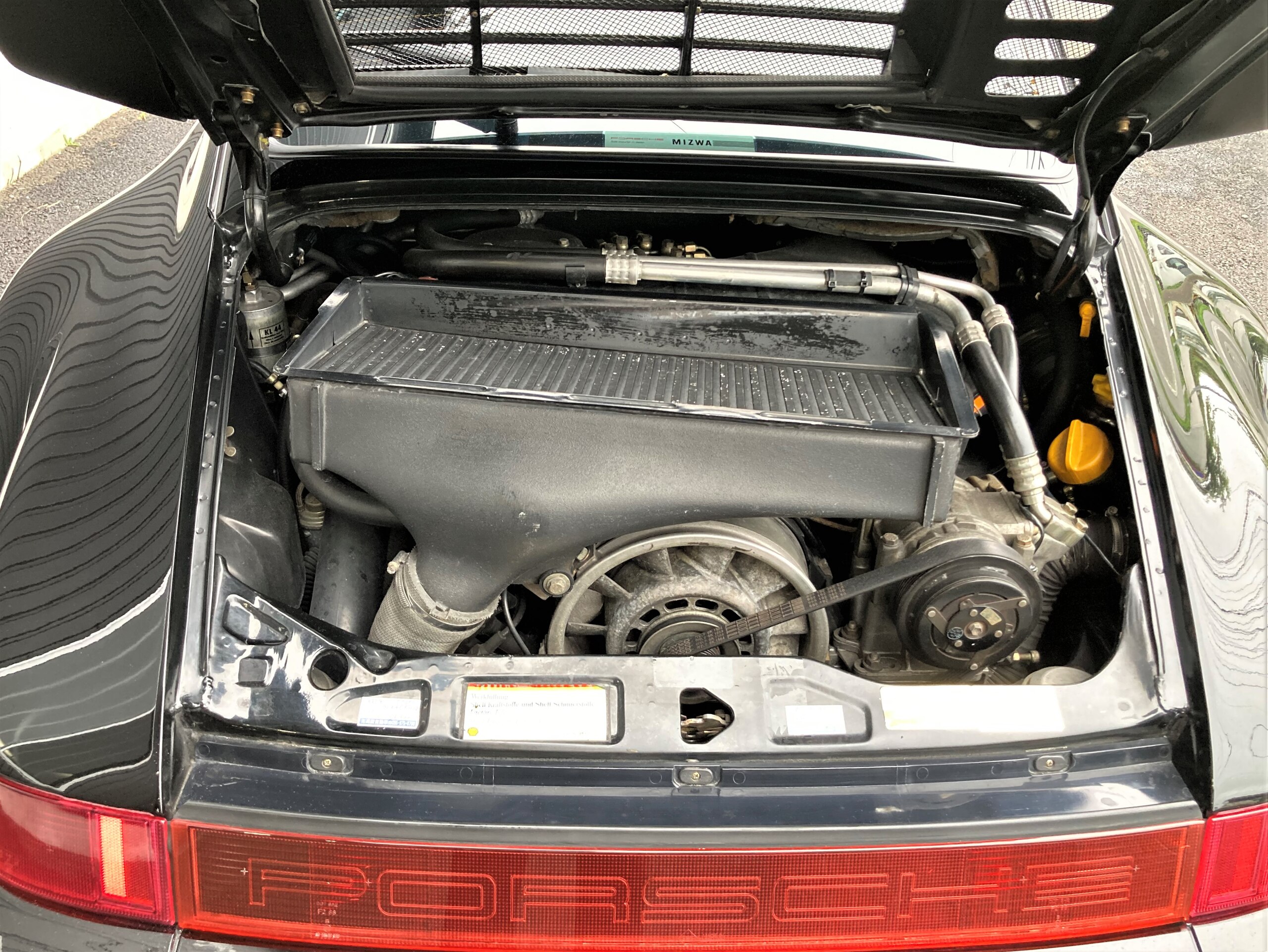 1991 Porsche 911 Turbo — Photo 24 / 28