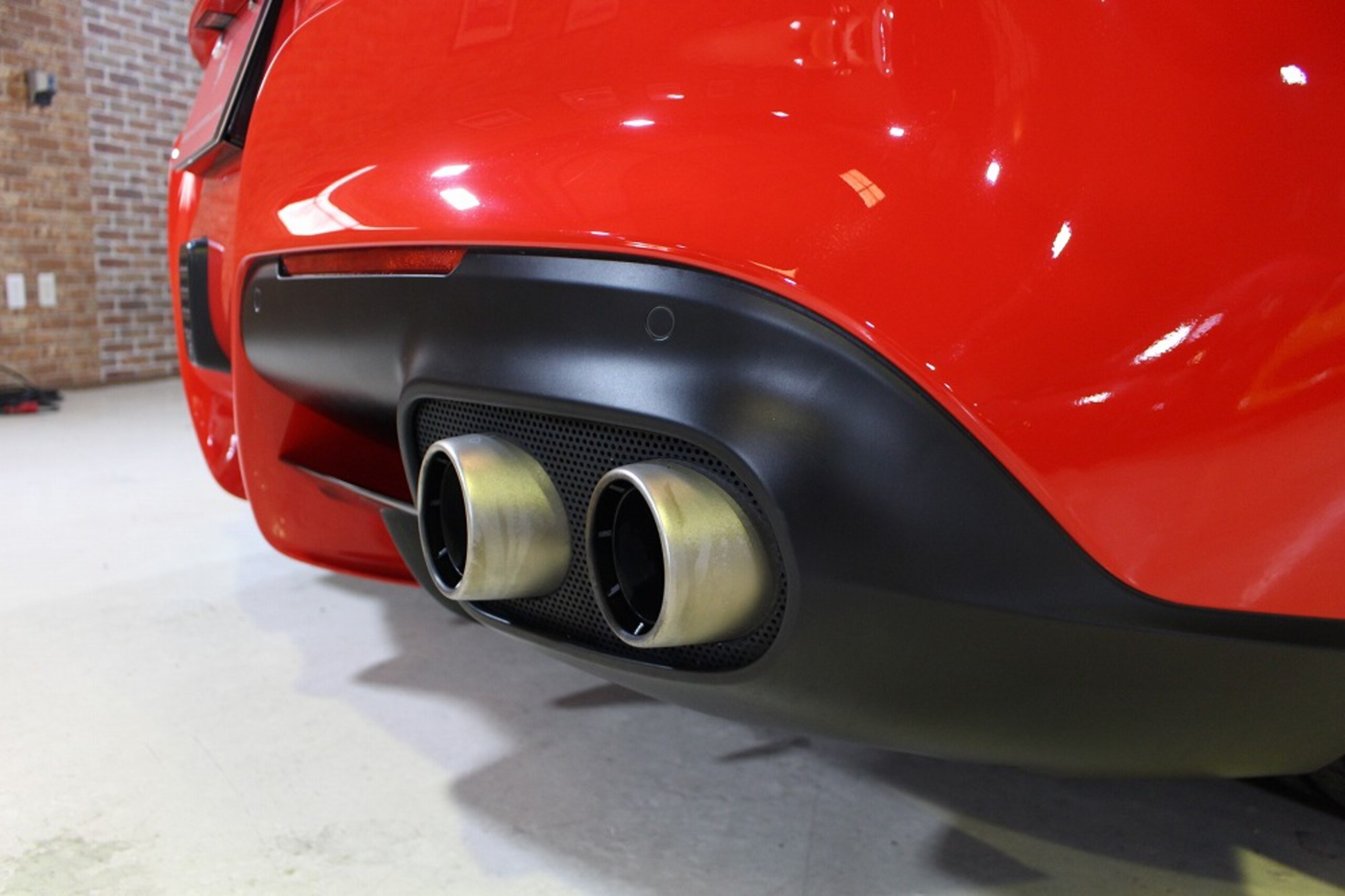2014 Ferrari F12 Berlinetta — Photo 21 / 24