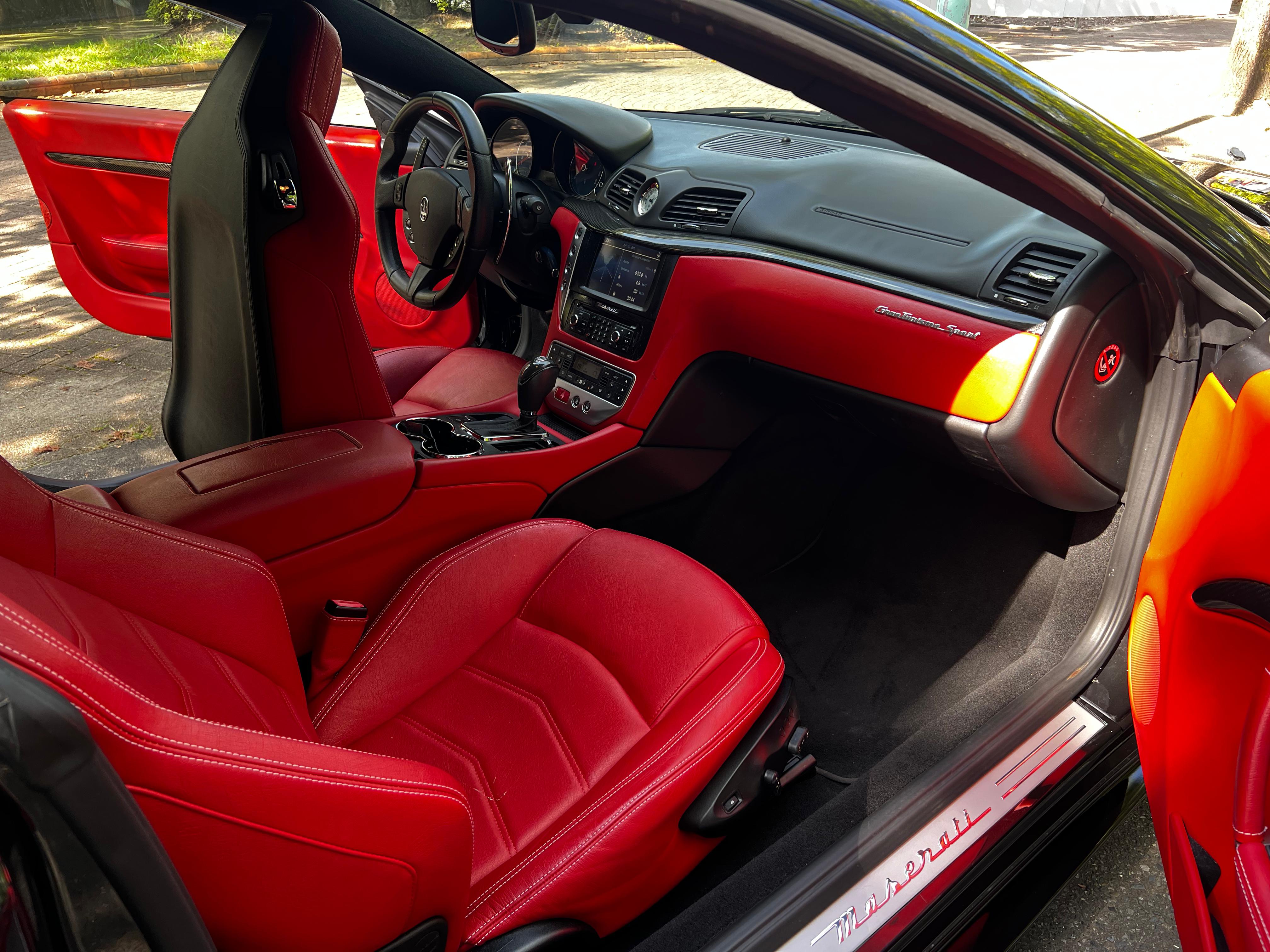 2015 Maserati GranTurismo Sport — Photo 13 / 16