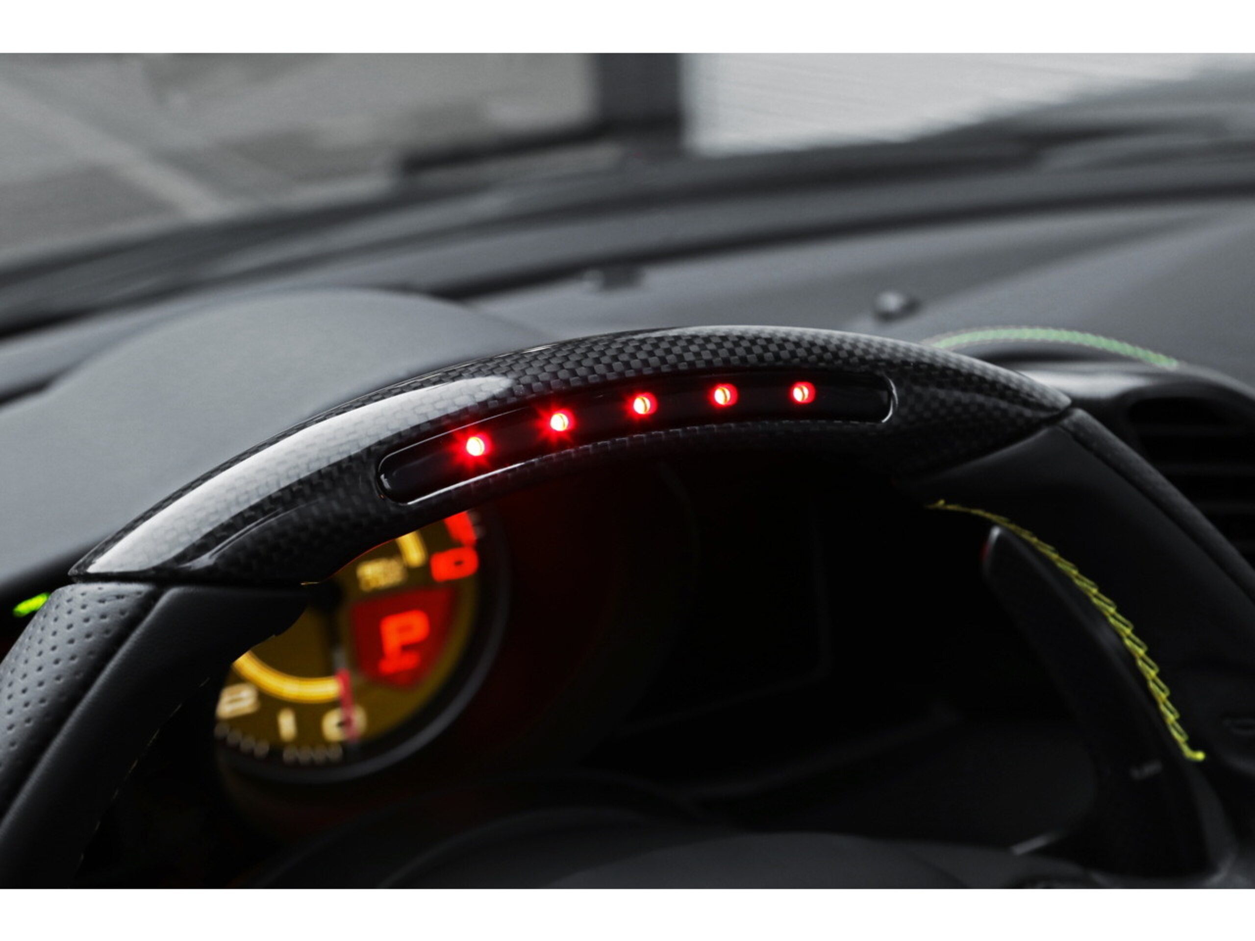 2018 Ferrari 488 Spider — Photo 11 / 65