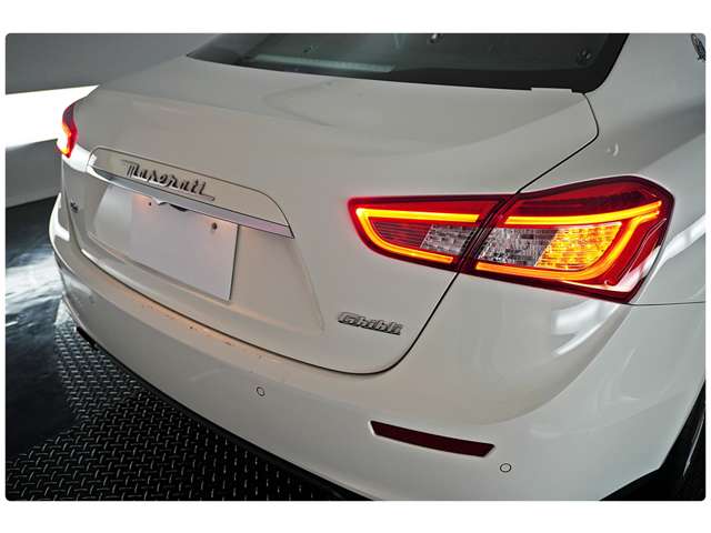 2015 Maserati Ghibli S Q4 — Photo 12 / 31