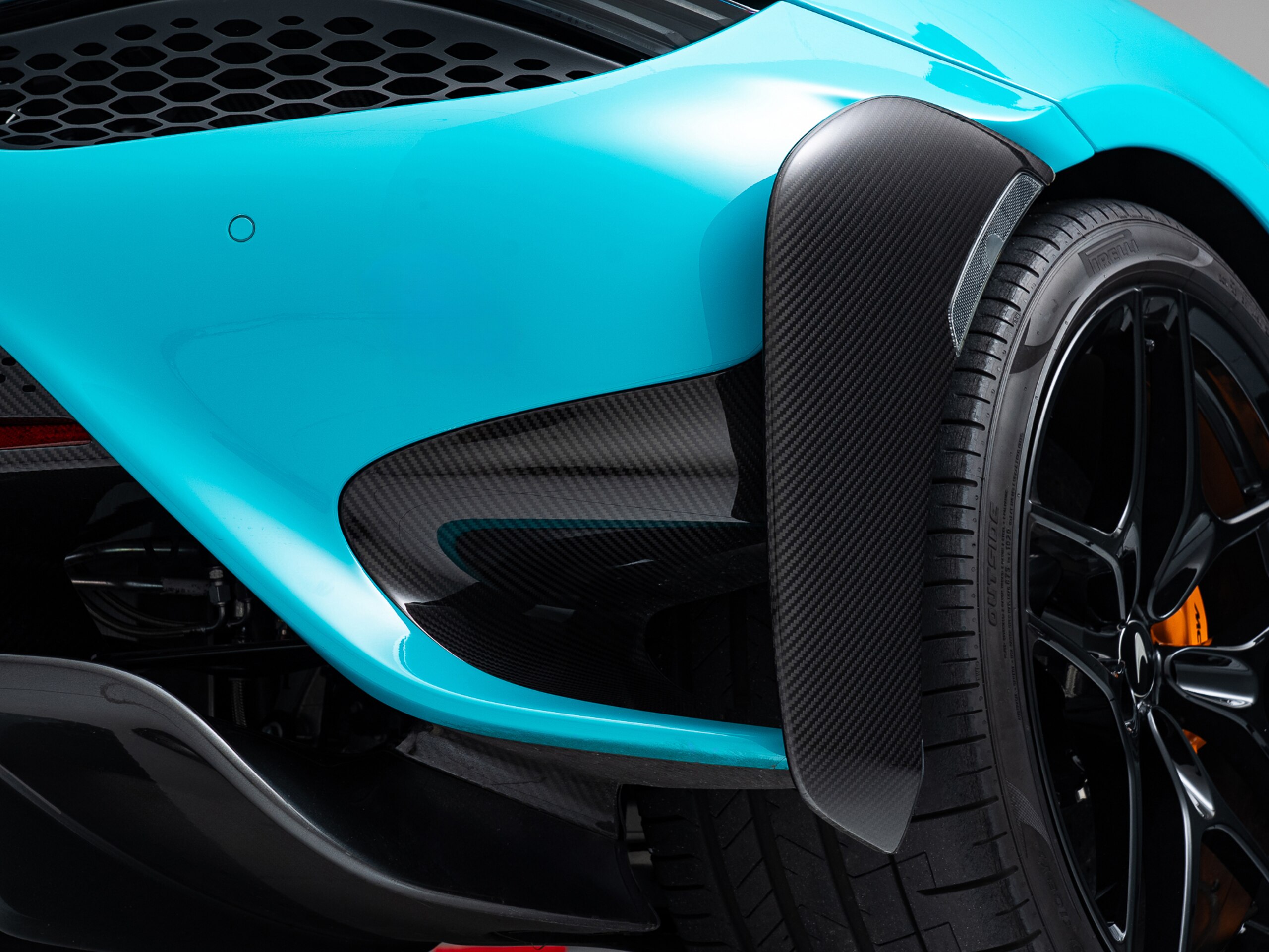 2022 McLaren 765LT Spider — Photo 16 / 59