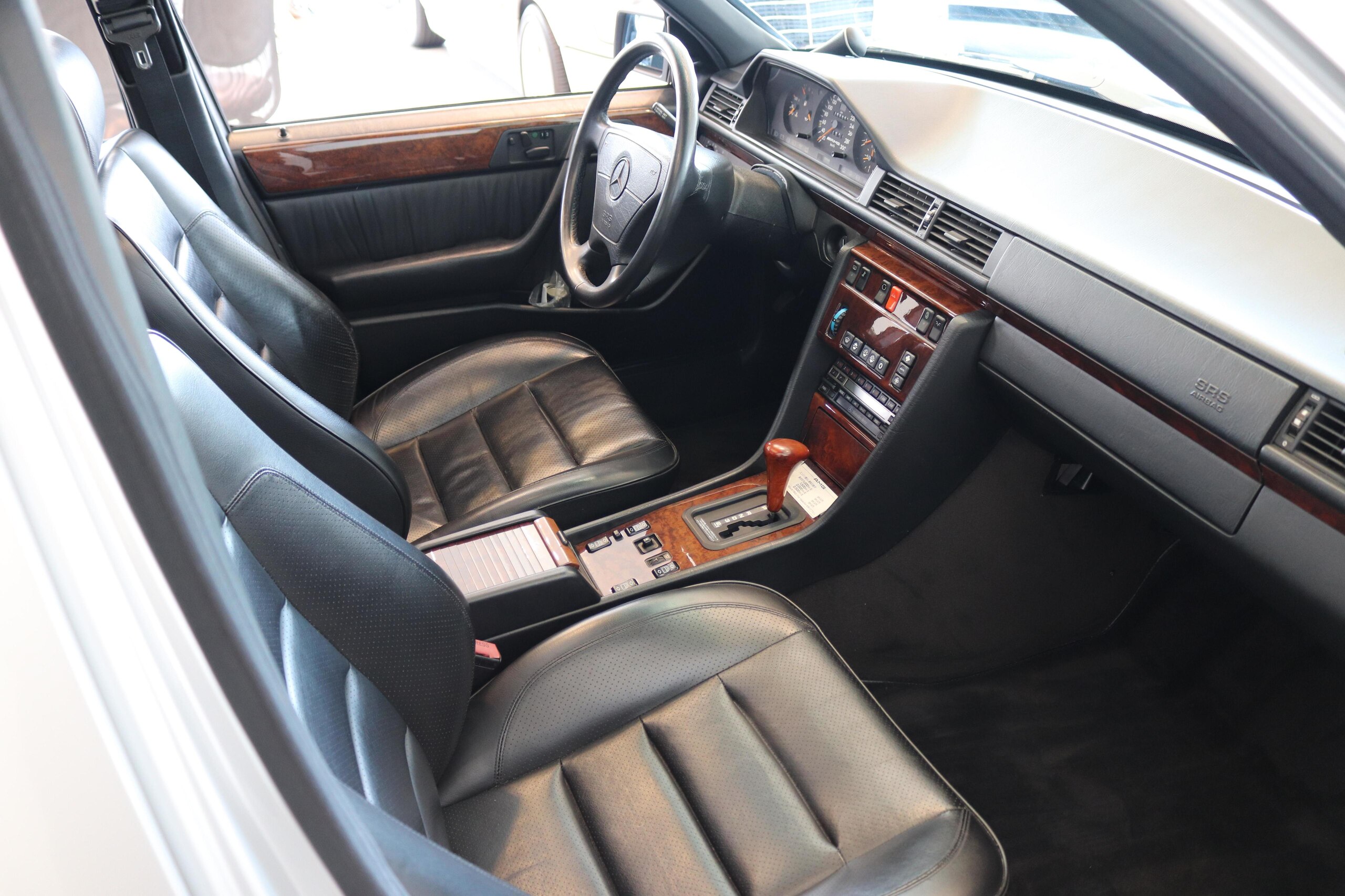 1992 Mercedes Benz 500E 6.0 AMG — Photo 16 / 21