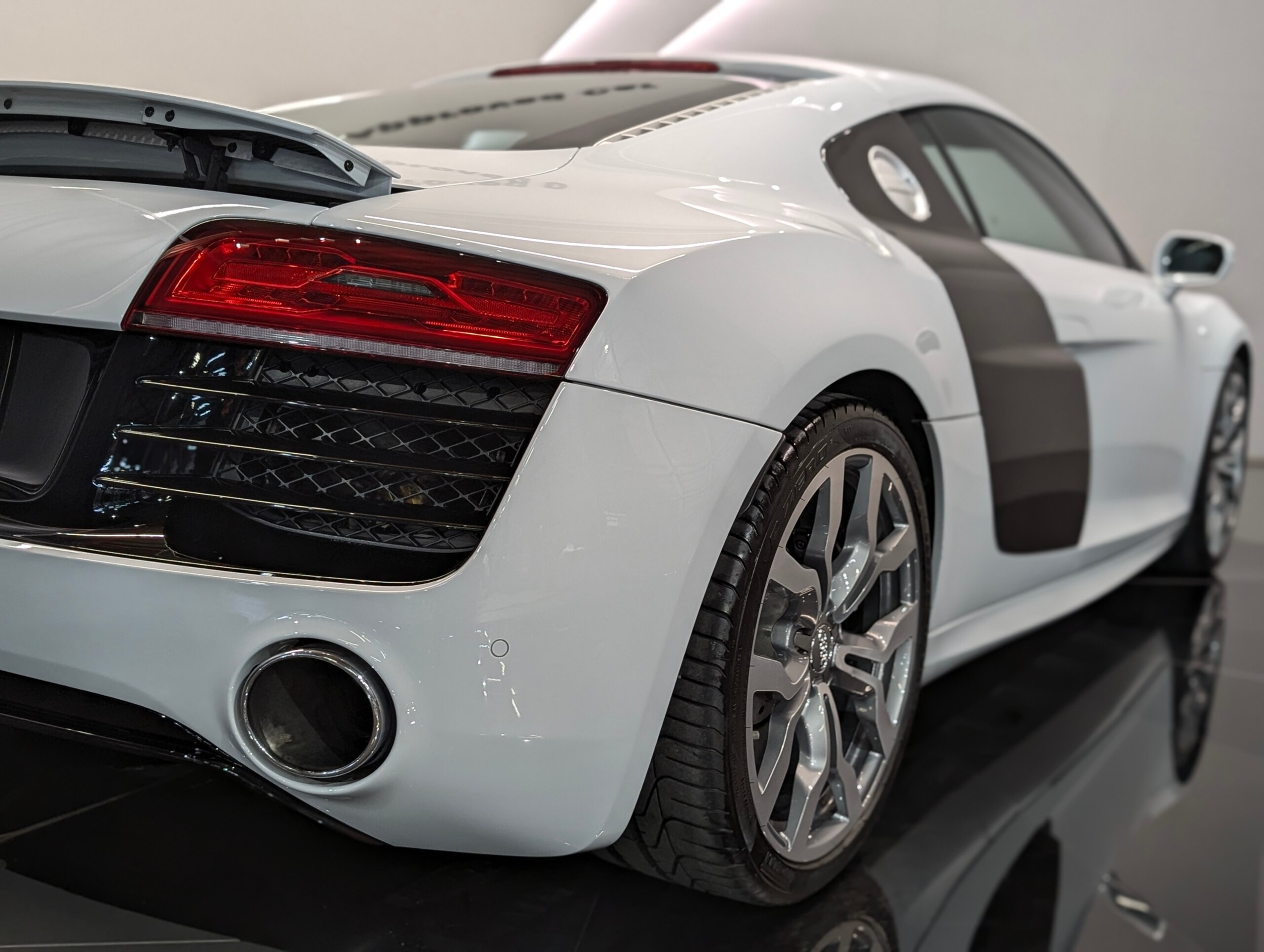 2014 Audi R8 5.2 FSI Quattro — Photo 18 / 22