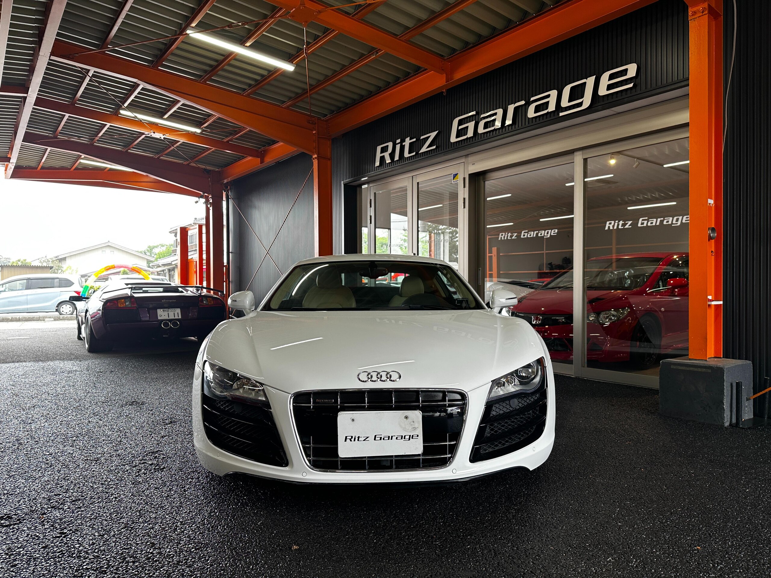 2012 Audi R8 5.2 FSI Quattro for sale in Japan