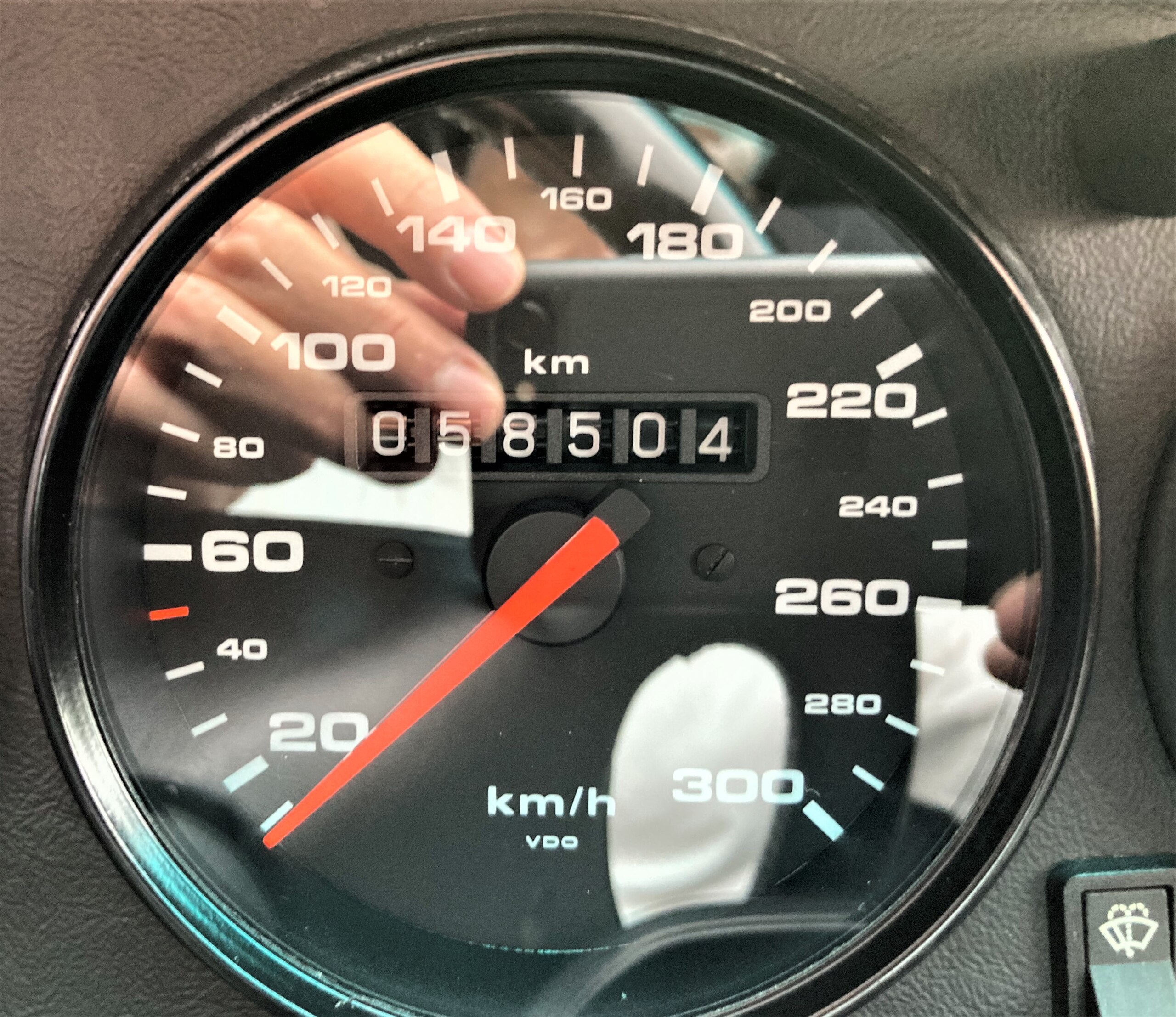 1991 Porsche 911 Turbo — Photo 17 / 28