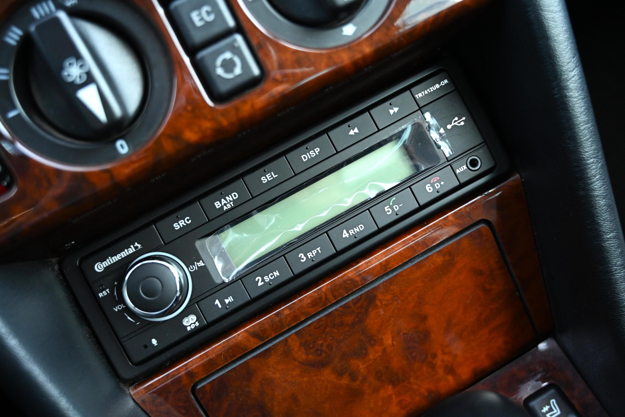 1993 Mercedes Benz 500E — Photo 9 / 21