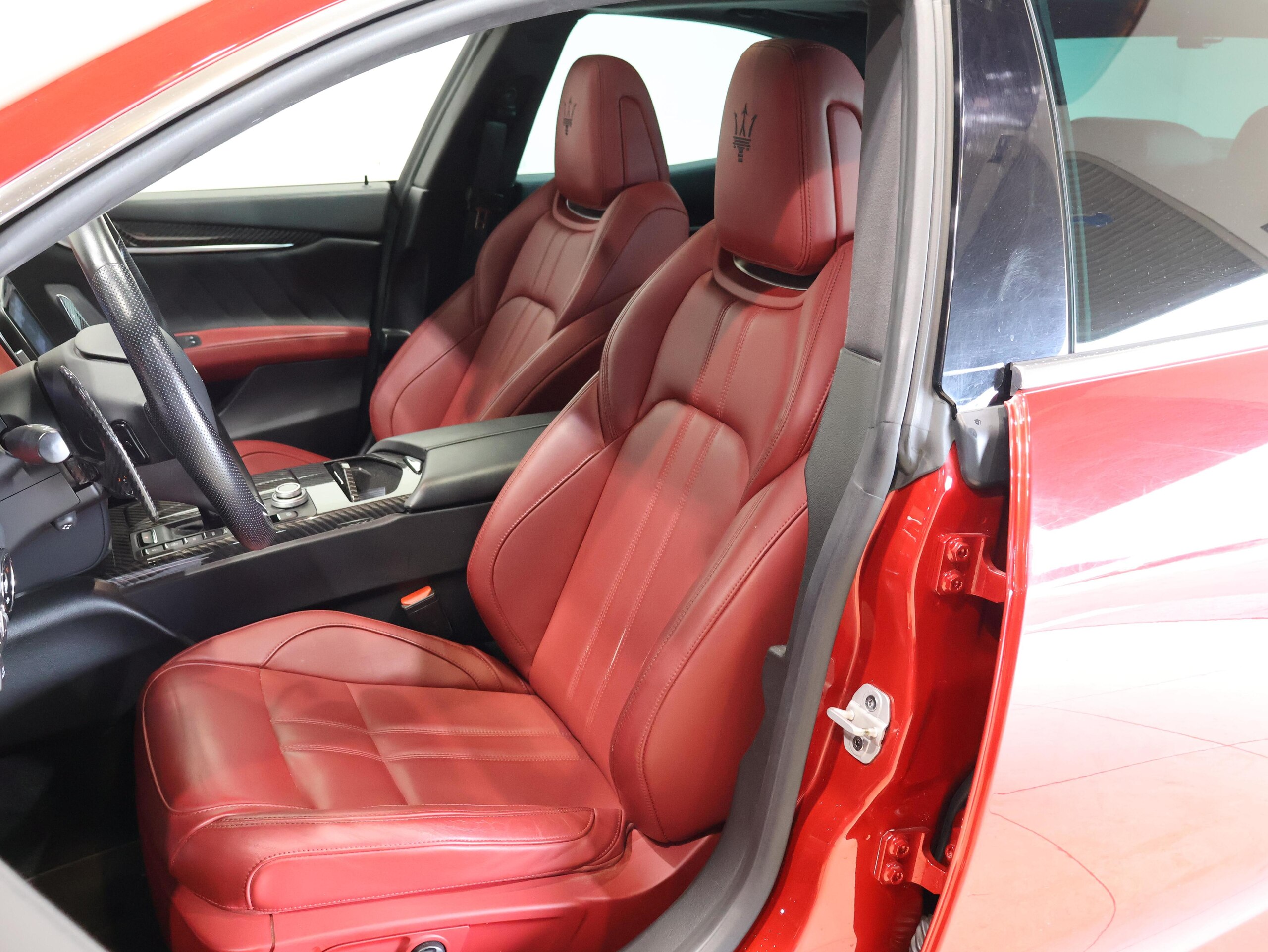 2020 Maserati Ghibli S Q4 — Photo 6 / 19