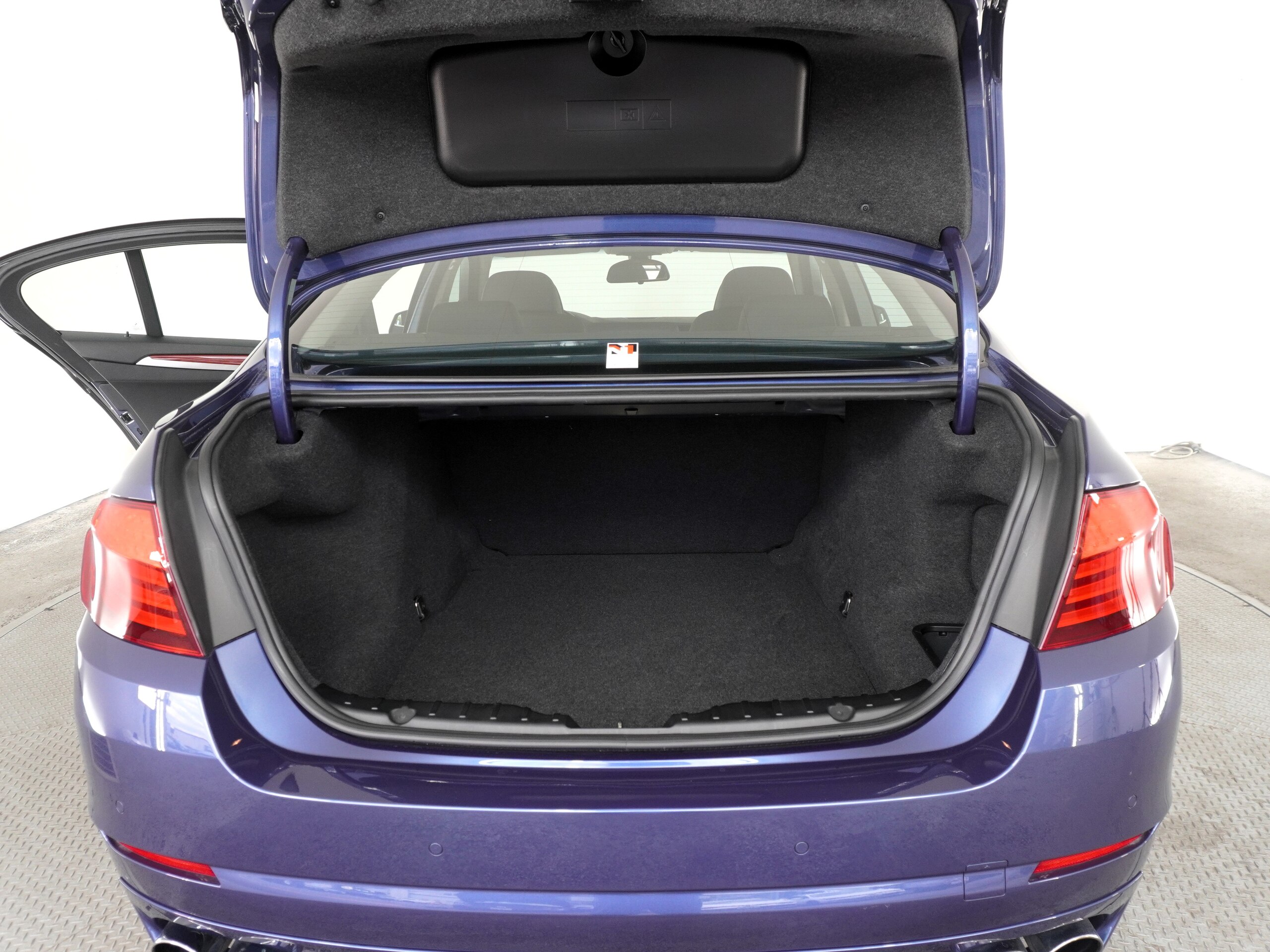 2011 BMW Alpina B5 — Photo 16 / 16