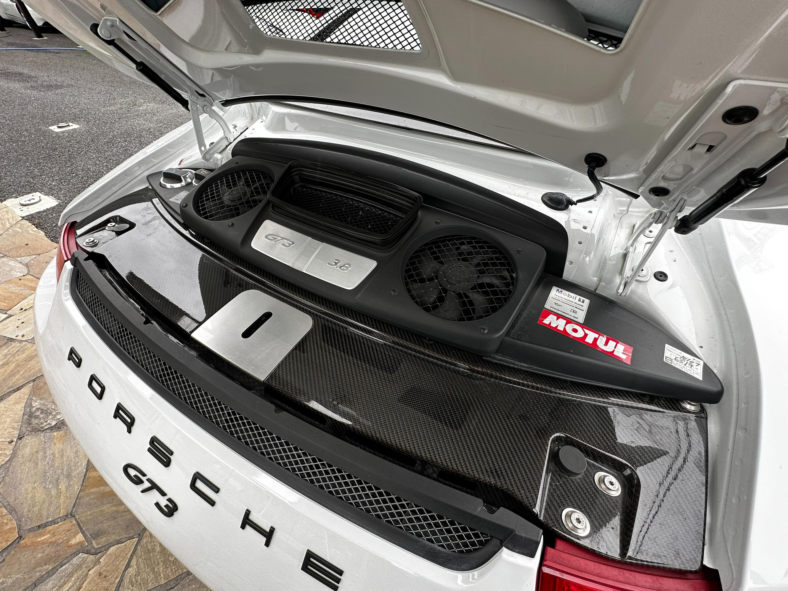 2014 Porsche 911 GT3 — Photo 14 / 31