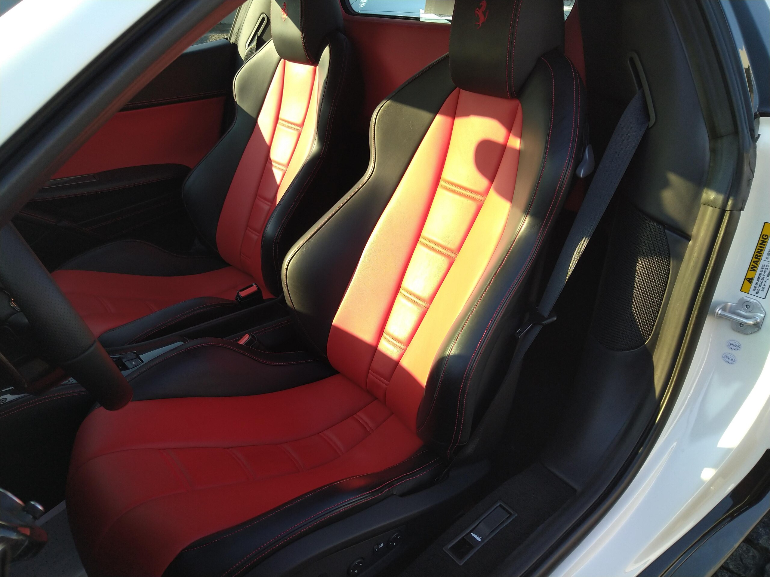 2015 Ferrari 458 Spider — Photo 7 / 26