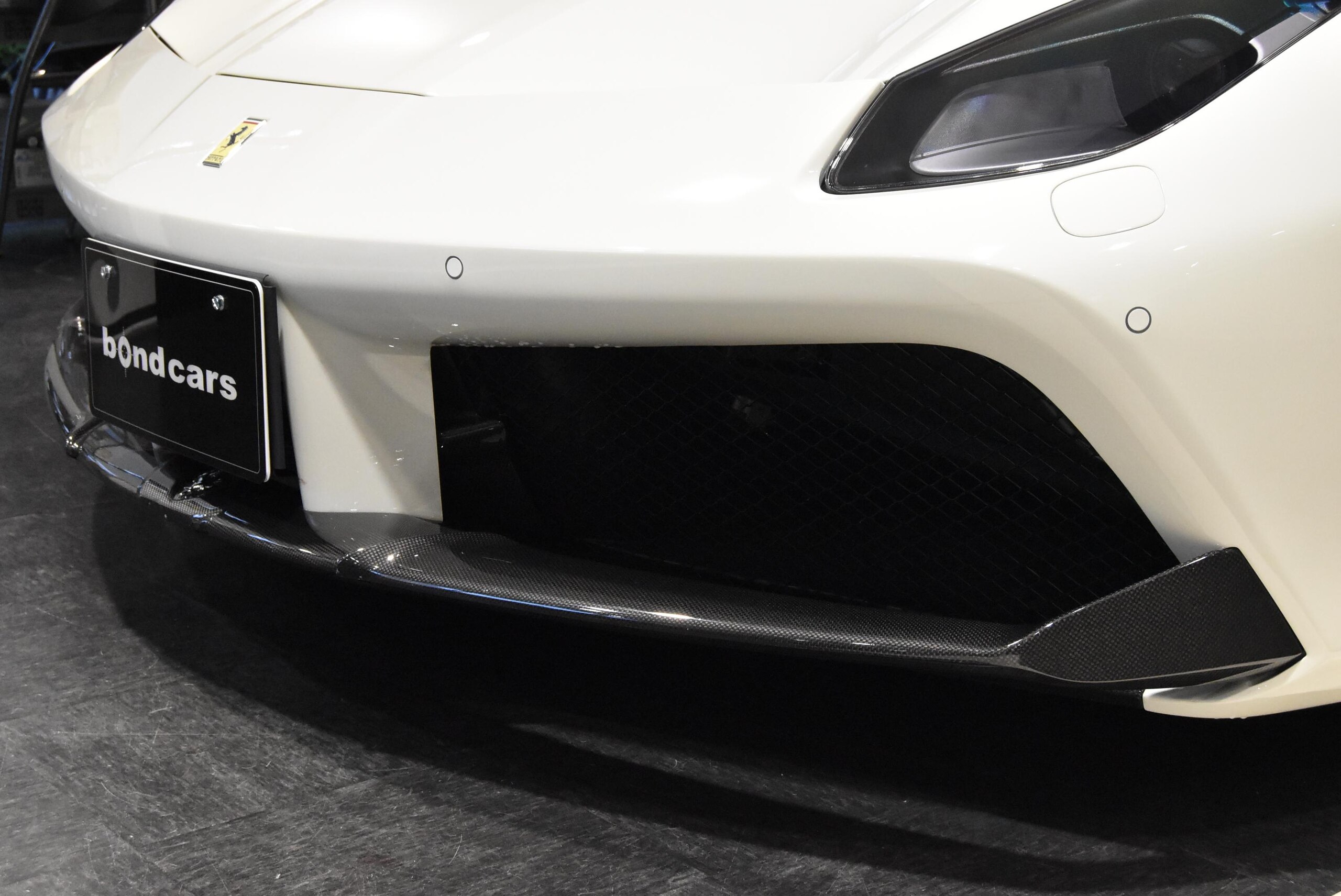 2017 Ferrari 488 Spider — Photo 17 / 35