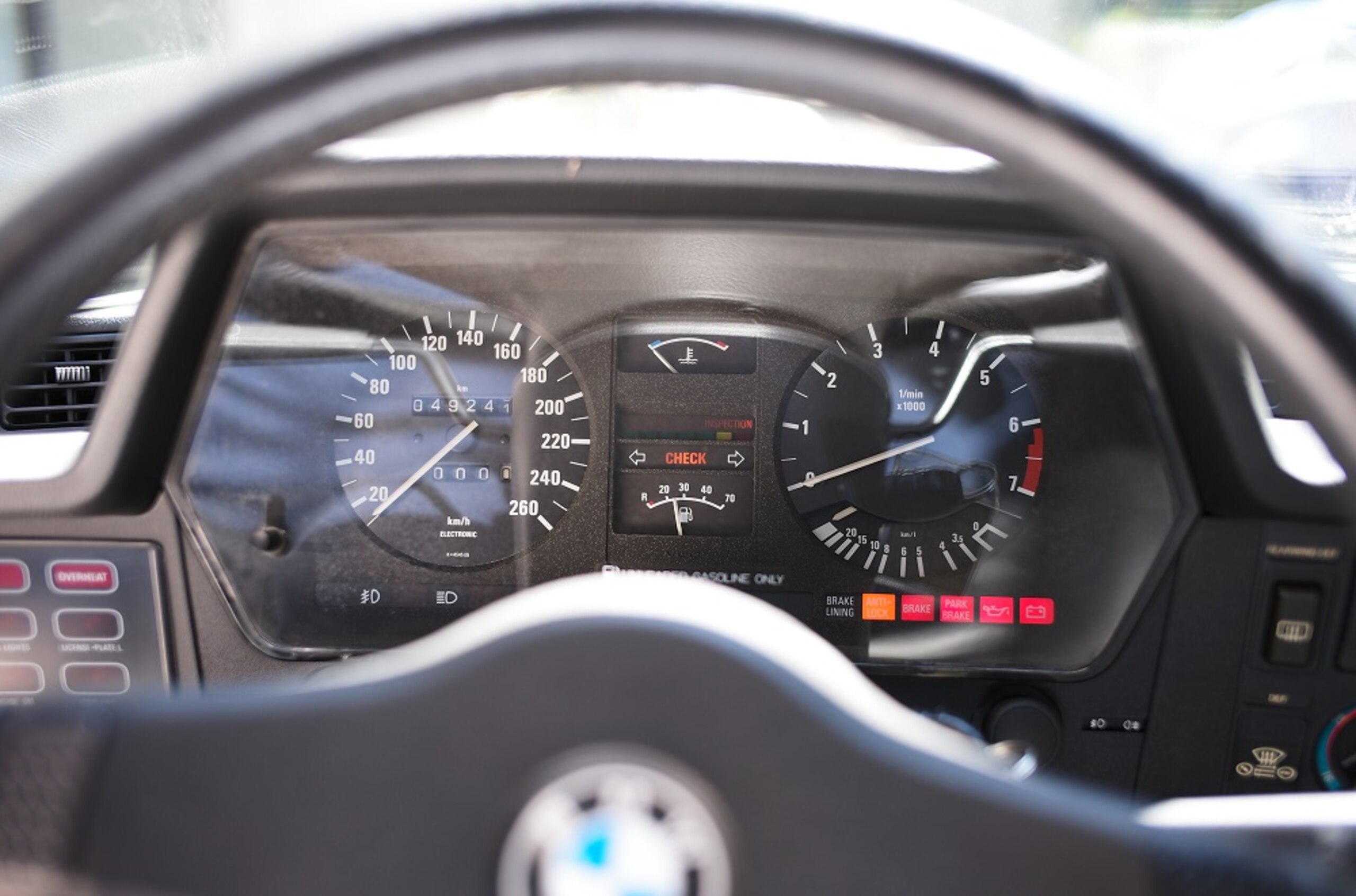 1989 BMW 635CSi — Photo 8 / 13