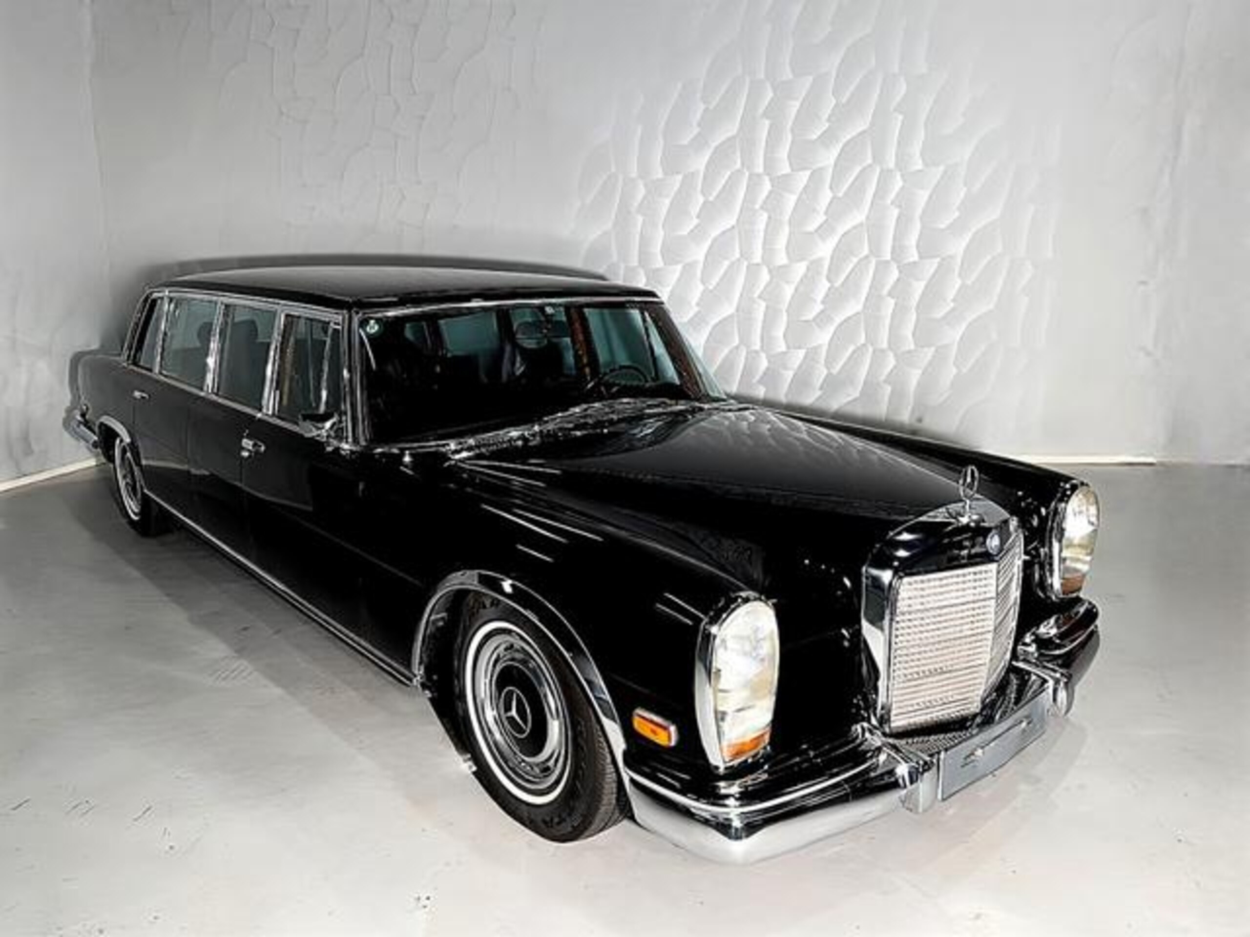 1989 Mercedes Benz 600 Pullman for sale in Japan
