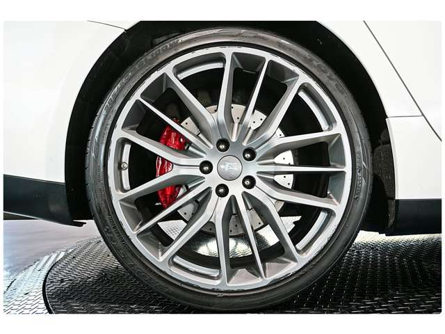 2015 Maserati Ghibli S Q4 — Photo 15 / 31