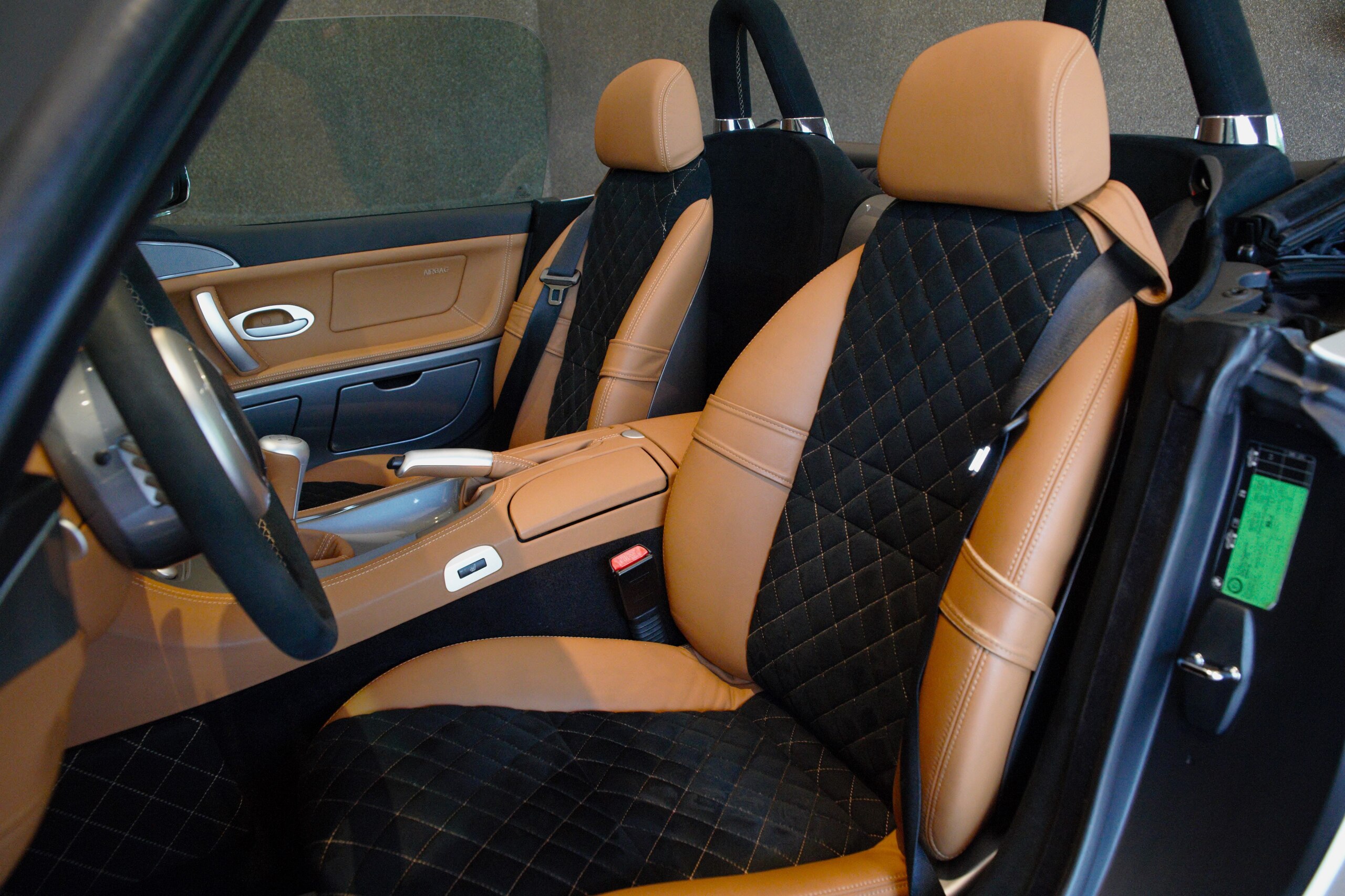 2000 BMW Z8 — Photo 8 / 18