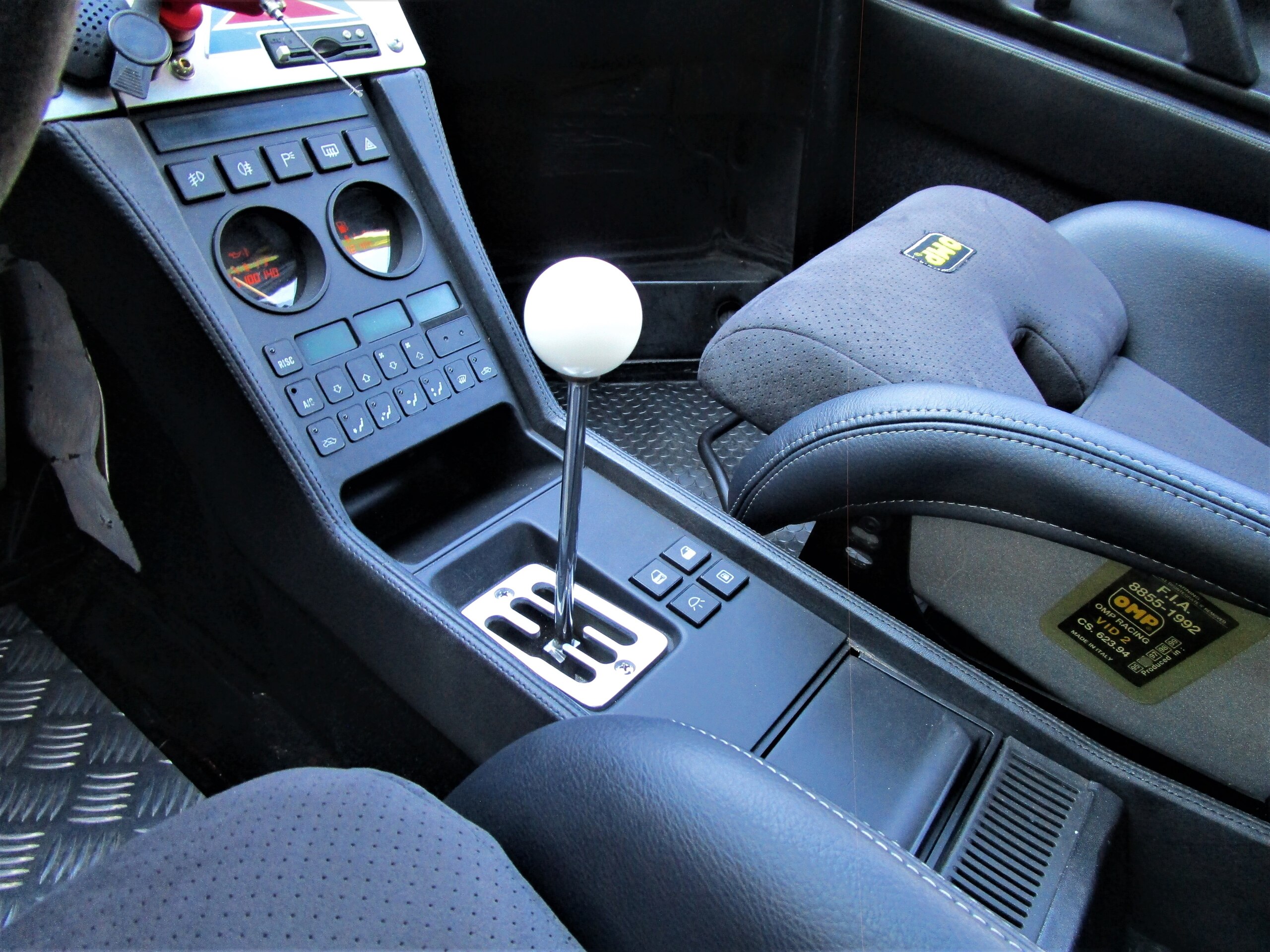 1991 Ferrari 348 TS Challenge — Photo 13 / 17