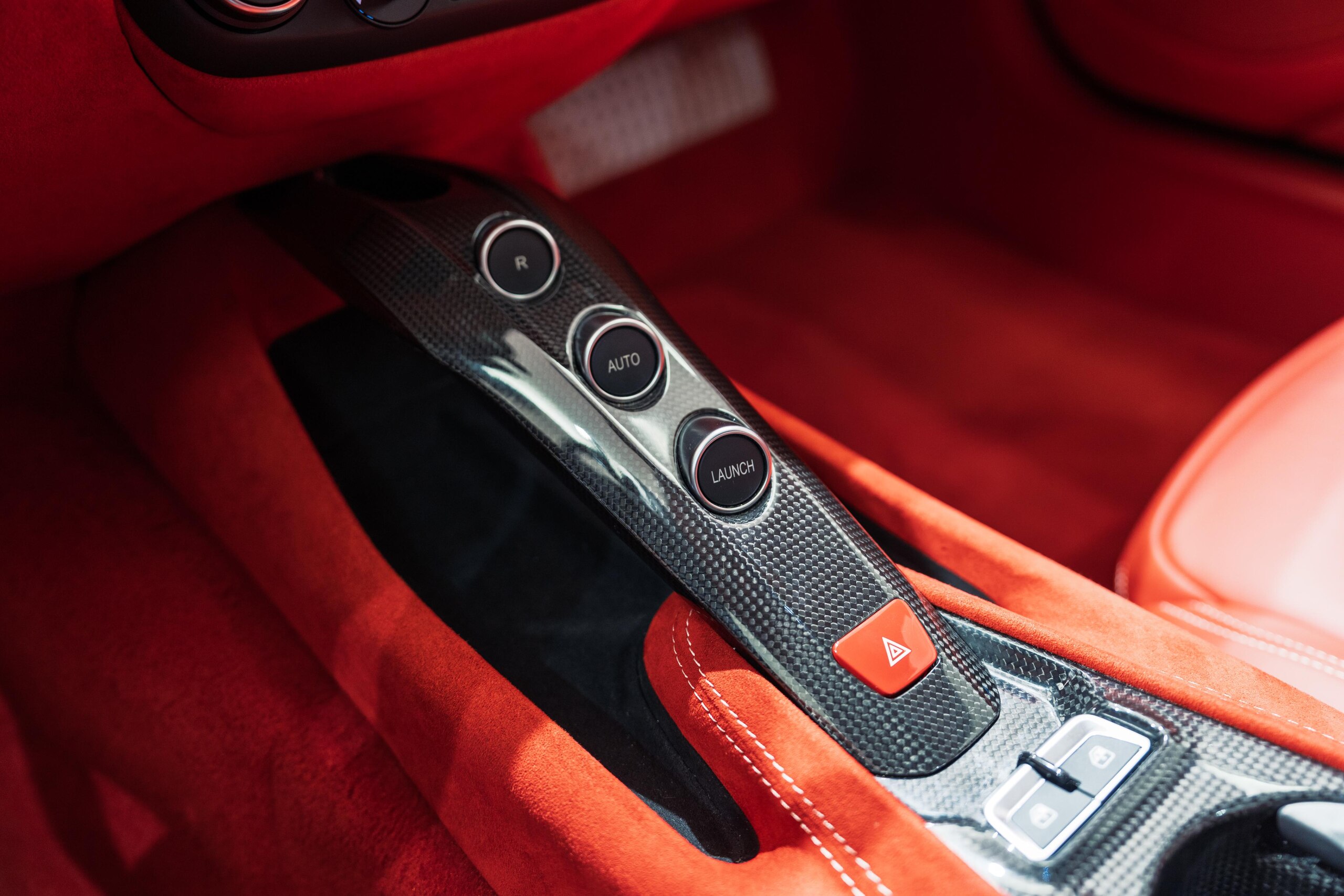2013 Ferrari F12 Berlinetta — Photo 11 / 16