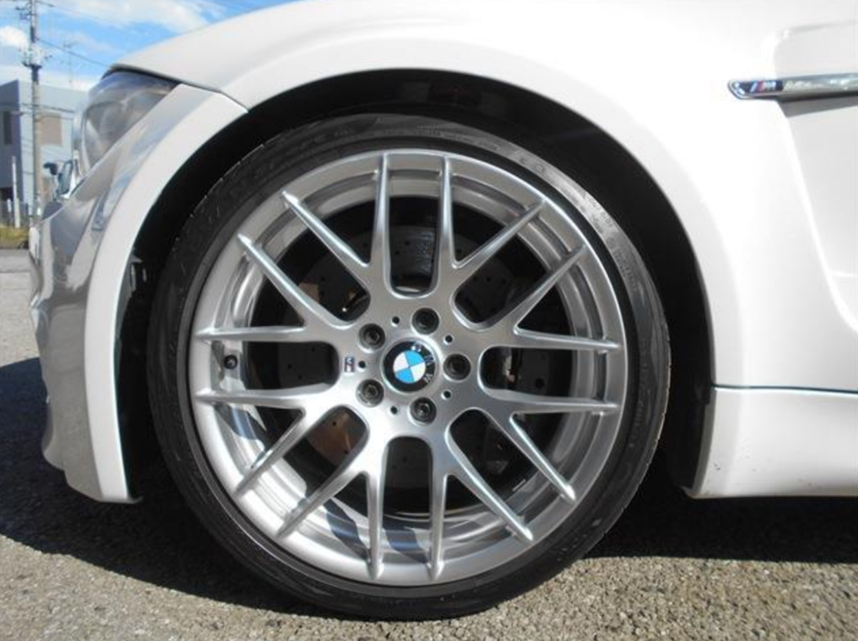 2011 BMW 1M Coupe — Photo 9 / 21